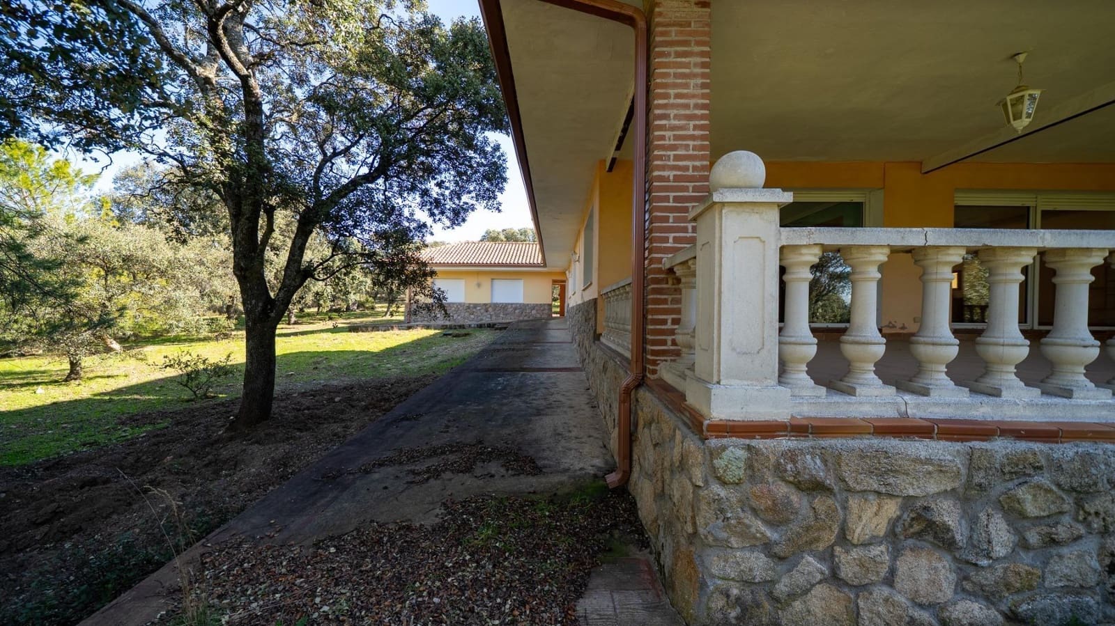 Finca/Casa Rural de 8 habitaciones en Colmenarejo en venta con piscina garaje - 1.595.000 € (Ref: 9913177)