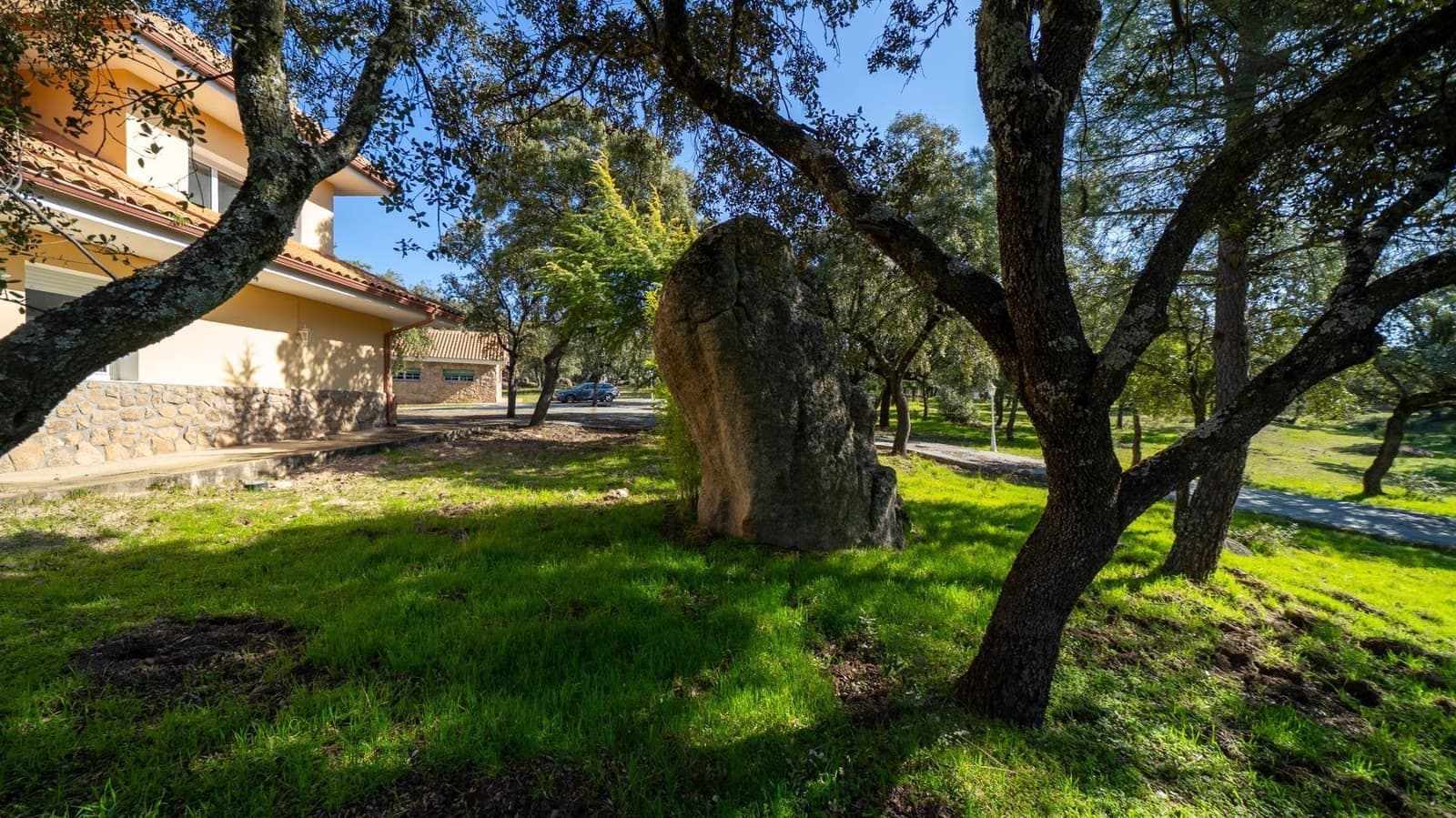 Finca/Casa Rural de 8 habitaciones en Colmenarejo en venta con piscina garaje - 1.595.000 € (Ref: 9913177)