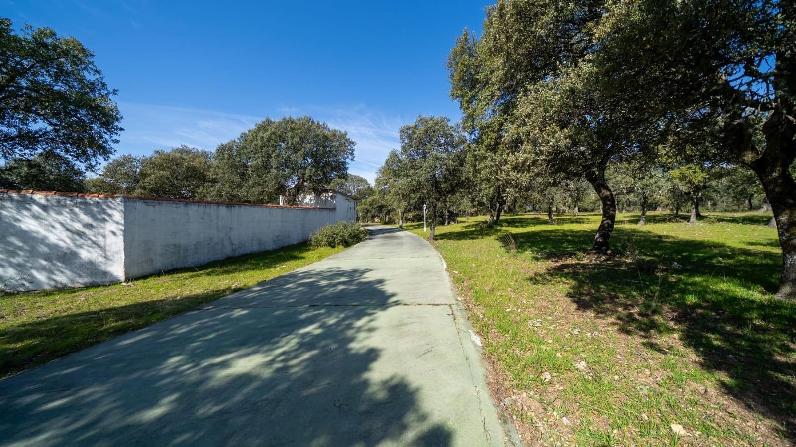 Finca/Casa Rural de 8 habitaciones en Colmenarejo en venta con piscina garaje - 1.595.000 € (Ref: 9913177)