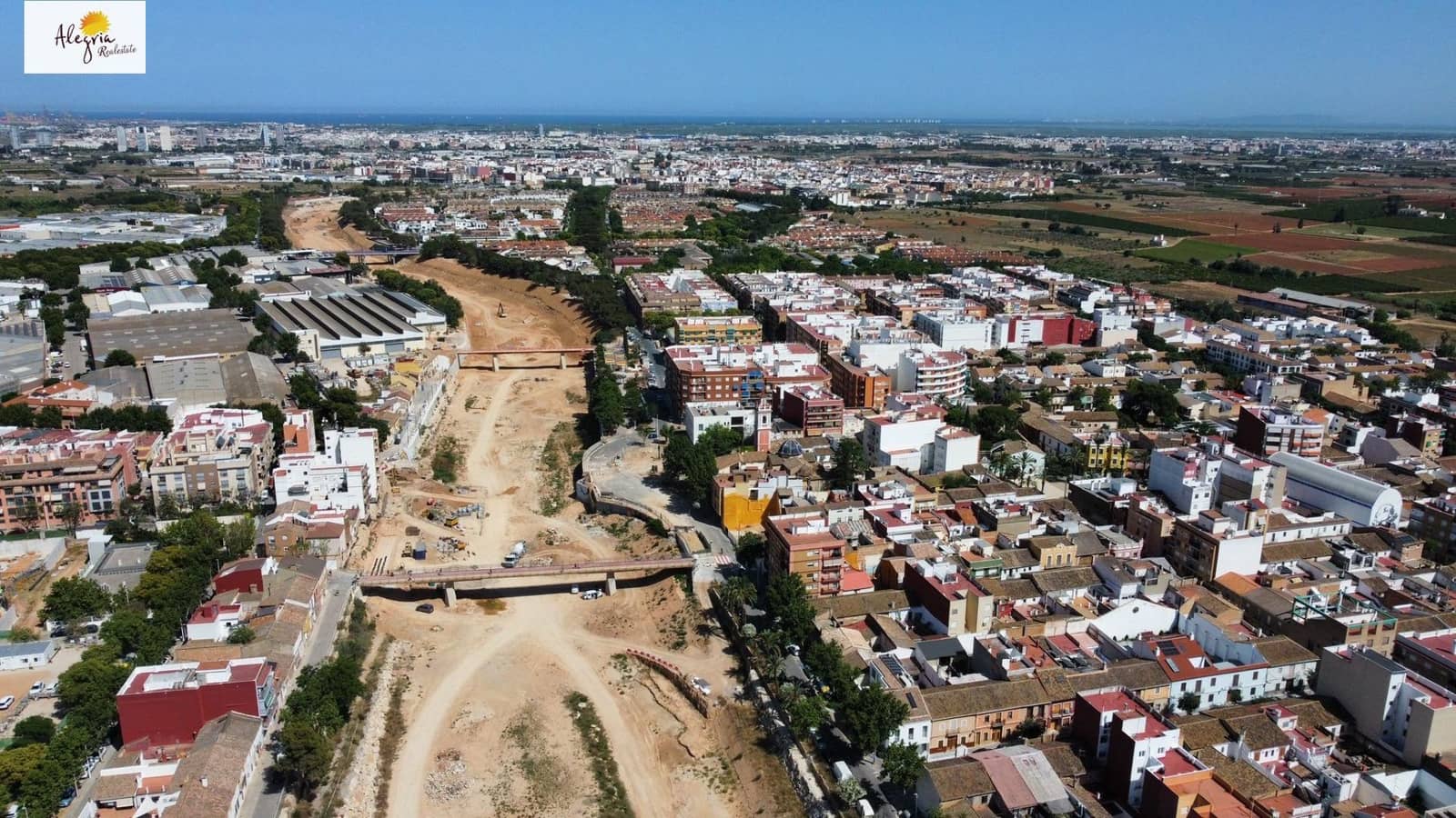 Ático de 3 habitaciones en Picanya en venta - 245.000 € (Ref: 9915830)