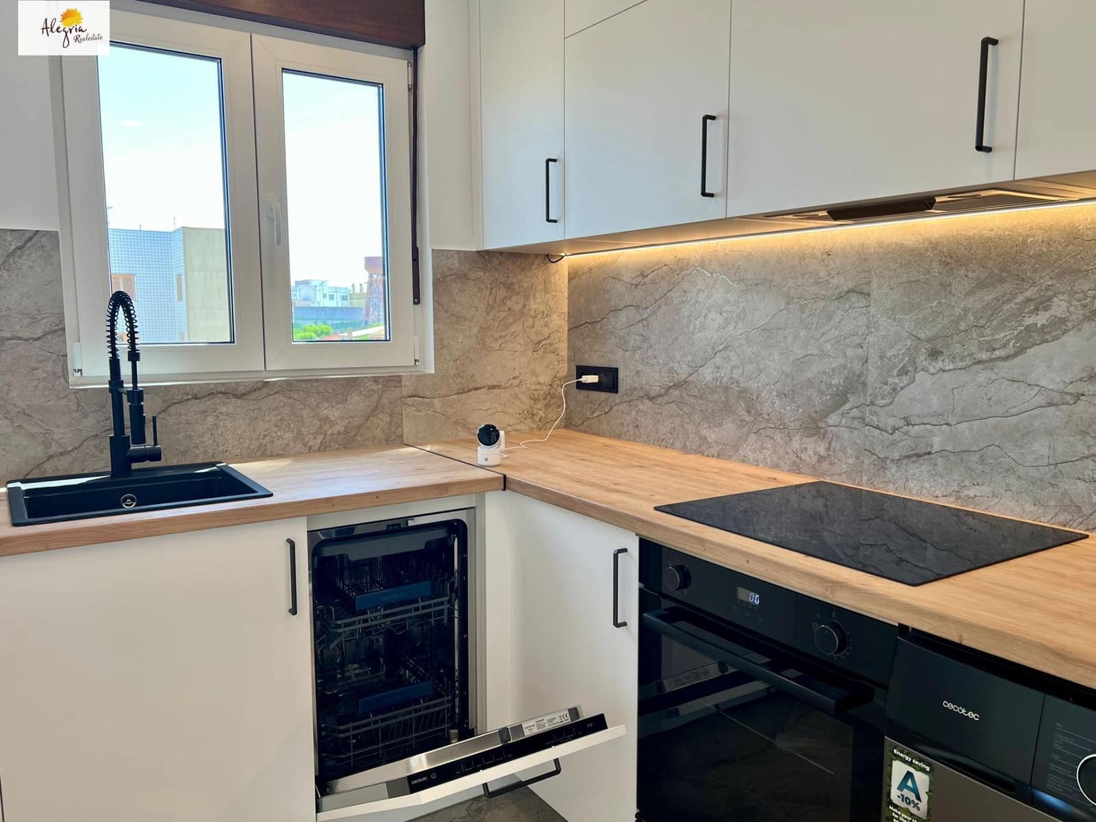 Ático de 3 habitaciones en Picanya en venta - 245.000 € (Ref: 9915830)