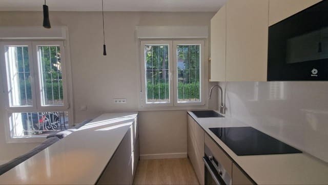 2 chambre Appartement à vendre à Palacio, Madrid ville - 485 000 € (Ref: 9915831)
