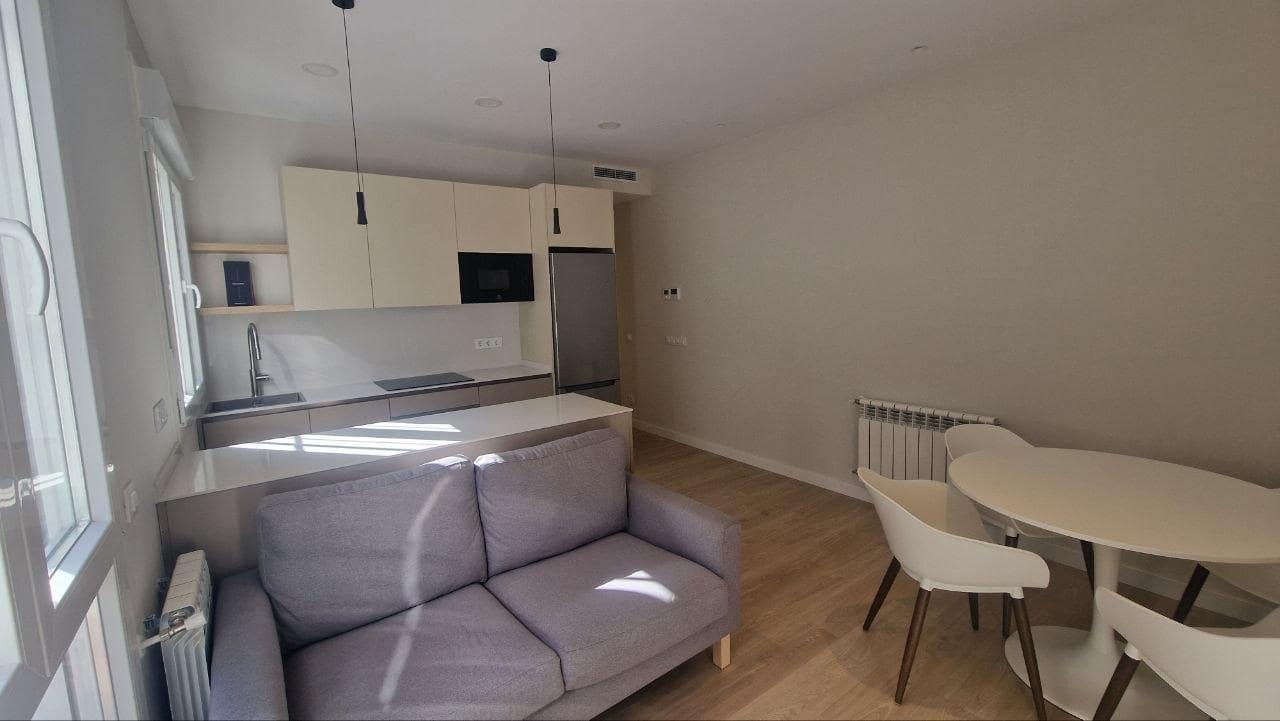 2 quarto Apartamento para venda em Madrid cidade - 485 000 € (Ref: 9915831)