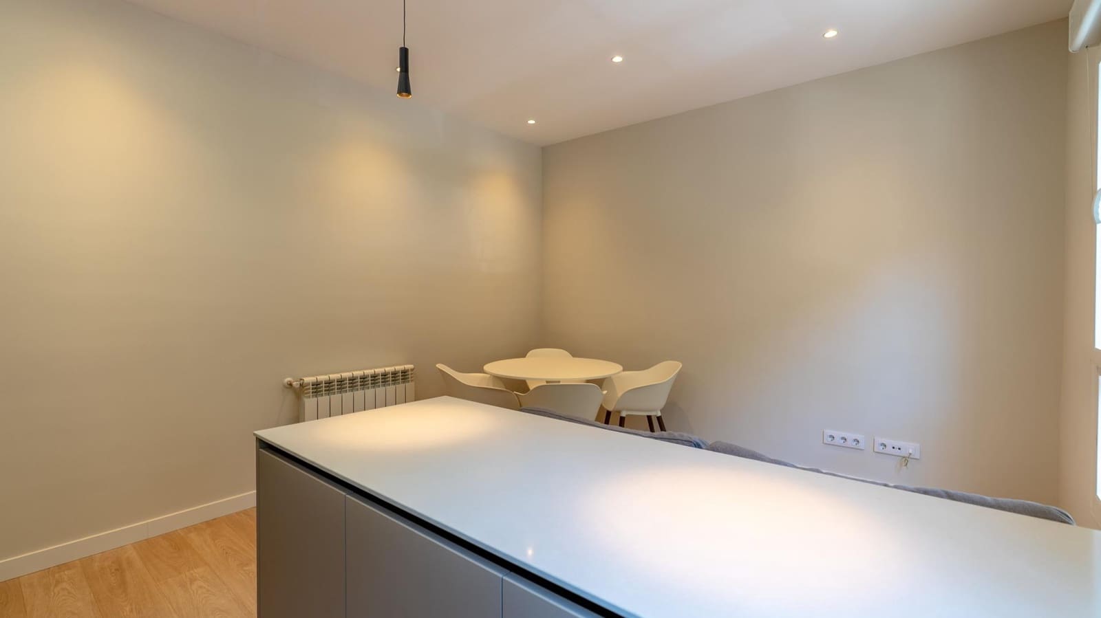 2 quarto Apartamento para venda em Madrid cidade - 485 000 € (Ref: 9915831)