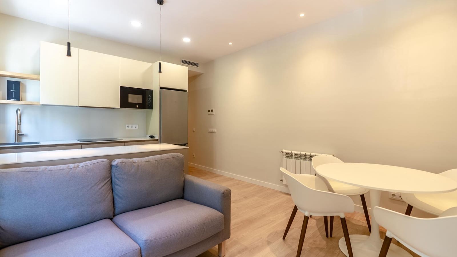 2 quarto Apartamento para venda em Madrid cidade - 485 000 € (Ref: 9915831)