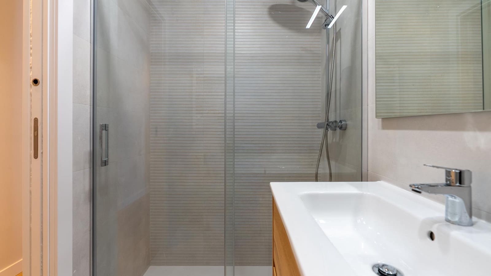 2 quarto Apartamento para venda em Madrid cidade - 485 000 € (Ref: 9915831)