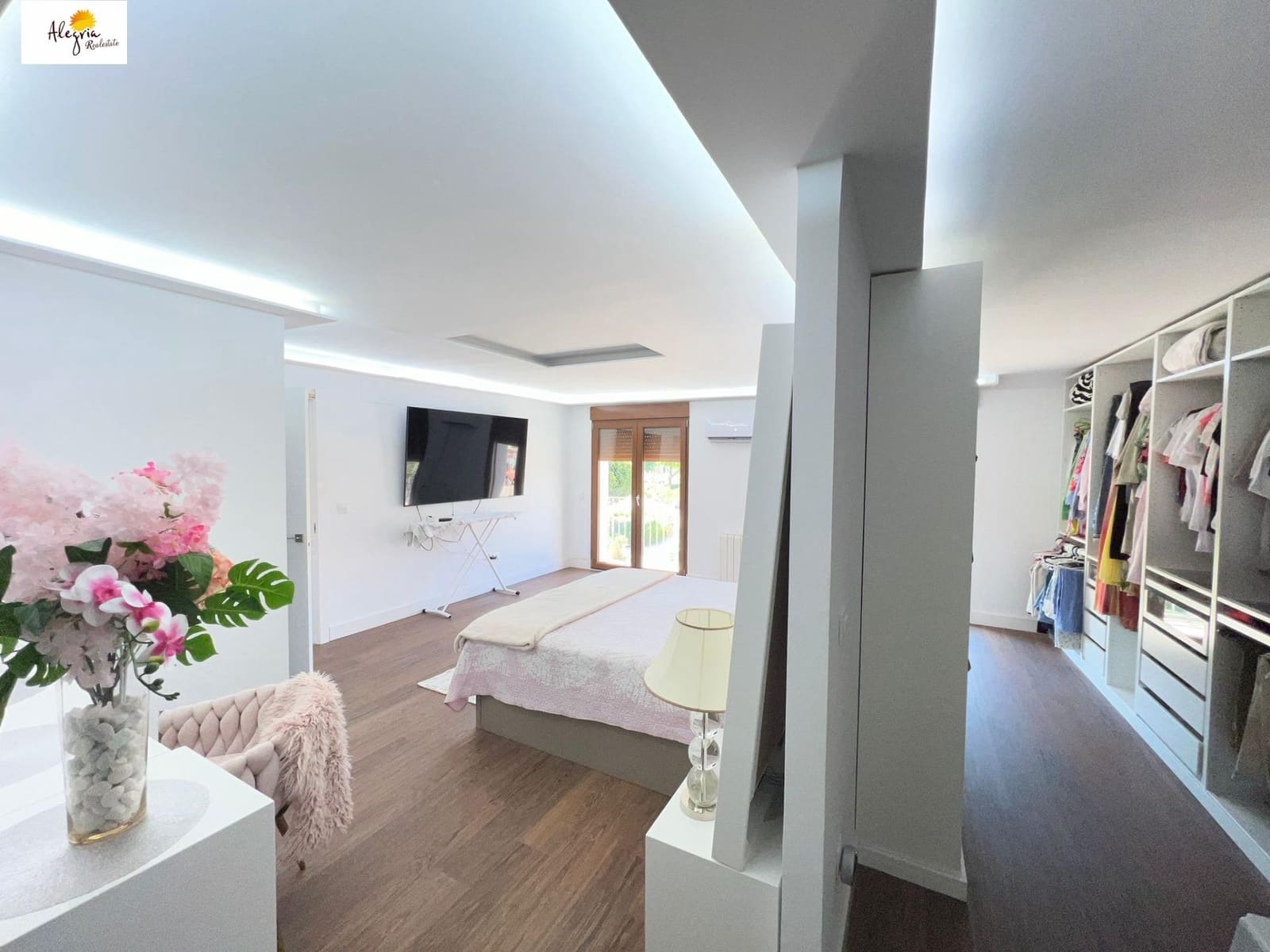 4 bedroom Terraced Villa for sale in Puig - € 480,000 (Ref: 9920428)