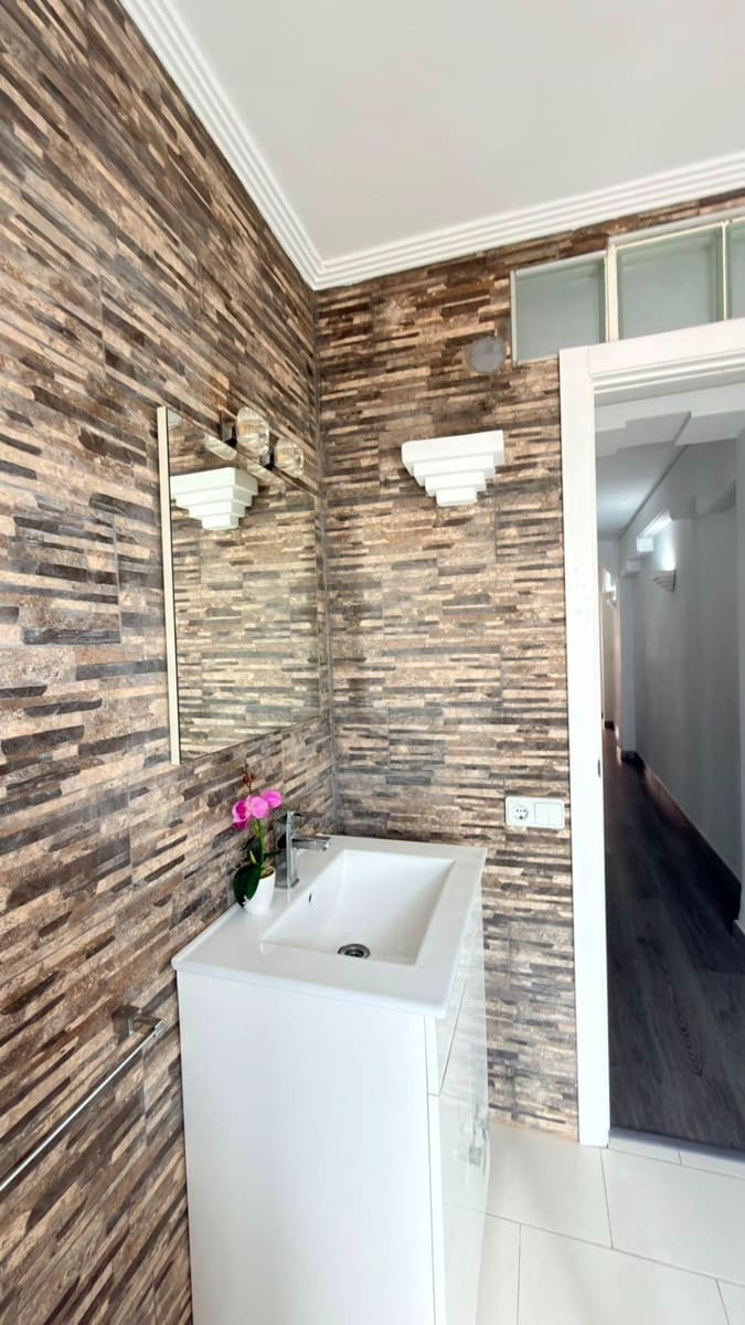 3 Zimmer Wohnung zu verkaufen in Alicante / Alacant Stadt - 169.500 € (Ref: 9920429)
