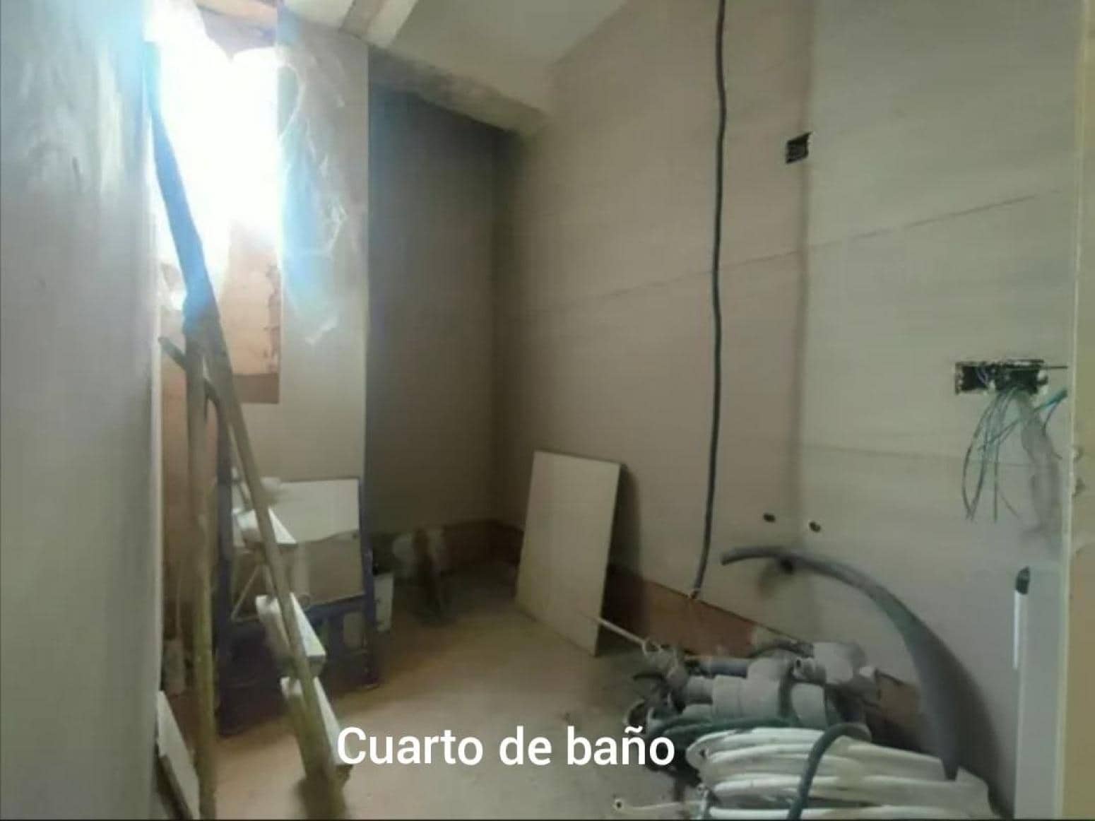 1 bedroom Penthouse for sale in Aviles - € 149,000 (Ref: 9920430)