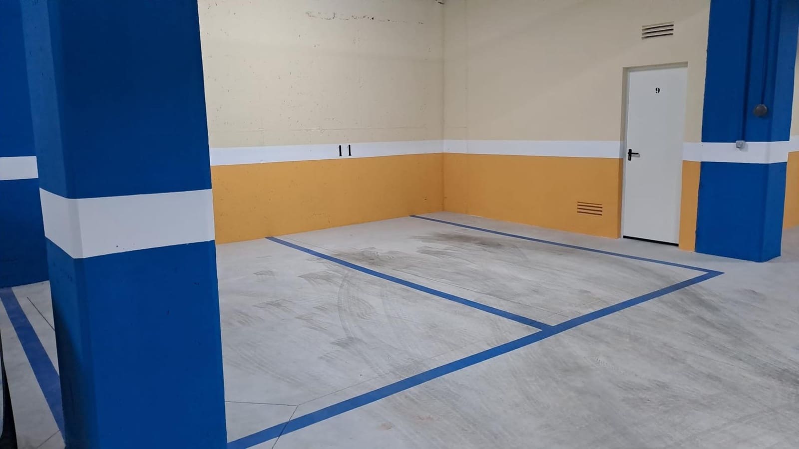 Garage for sale in Torrevieja - € 25,000 (Ref: 9920431)