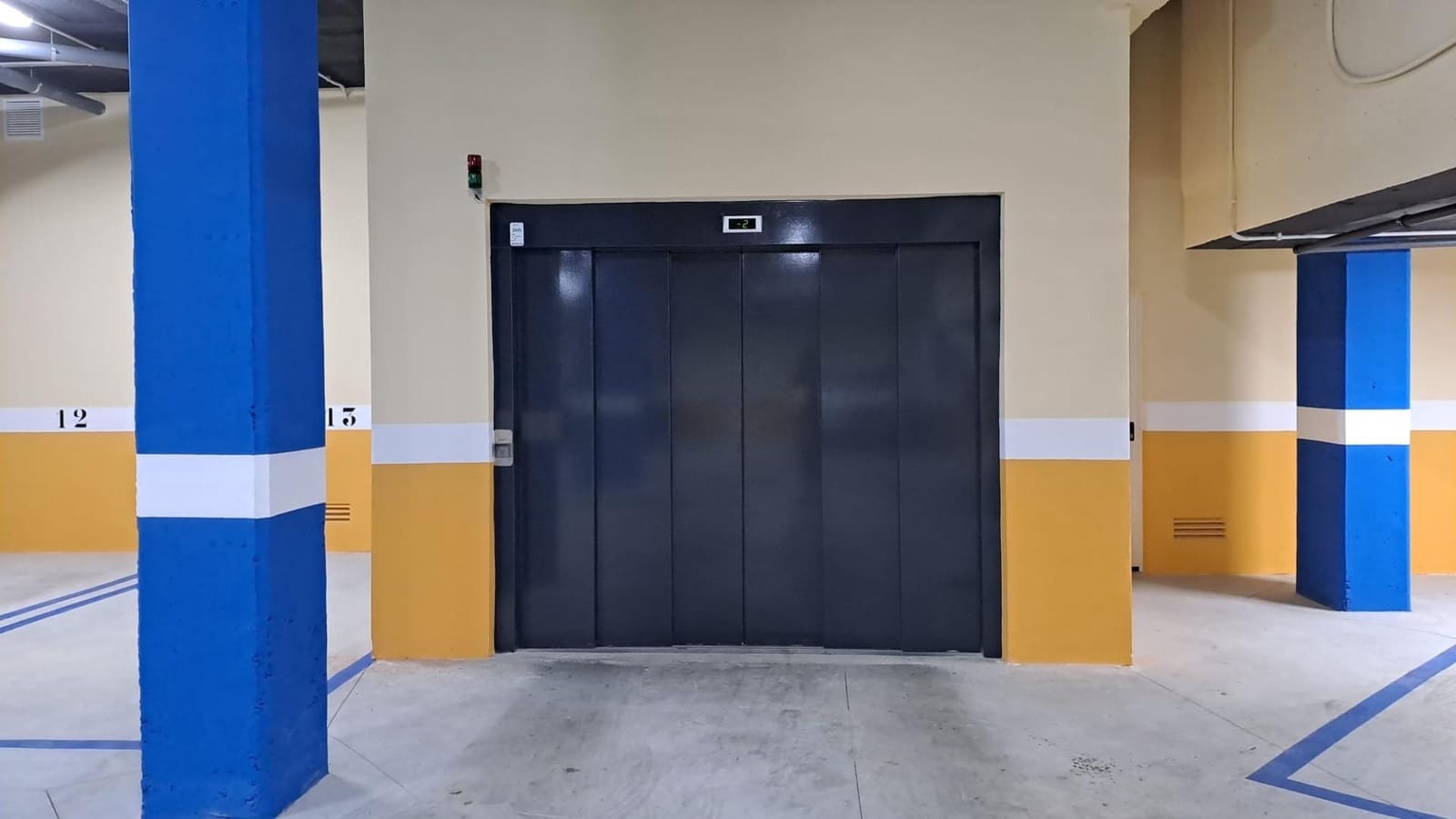 Garage for sale in Torrevieja - € 25,000 (Ref: 9920431)