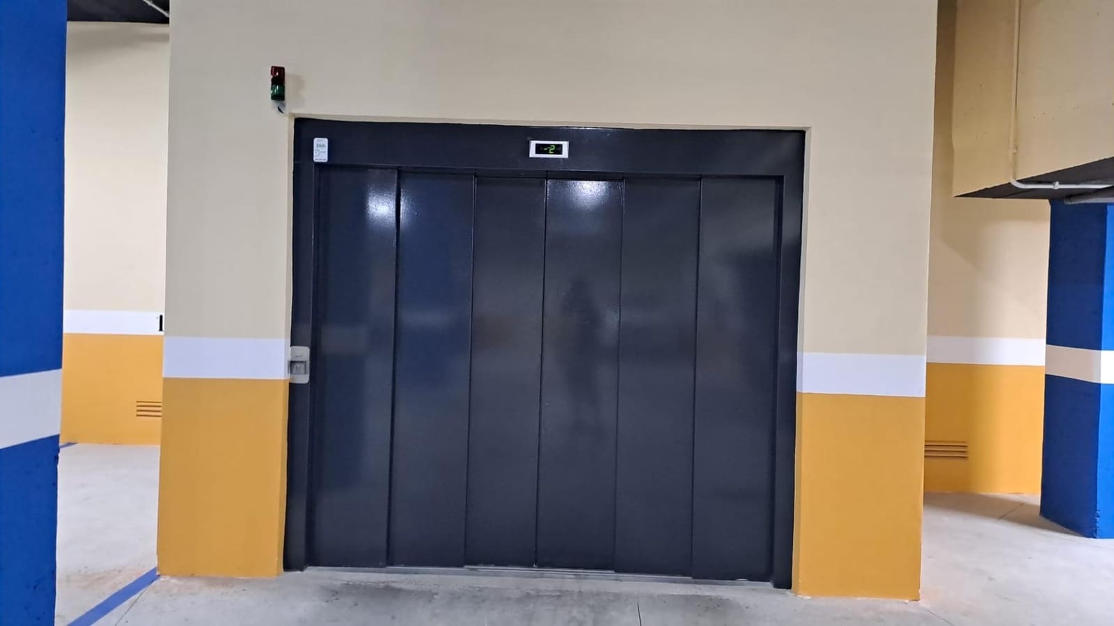 Garage for sale in Torrevieja - € 25,000 (Ref: 9920431)