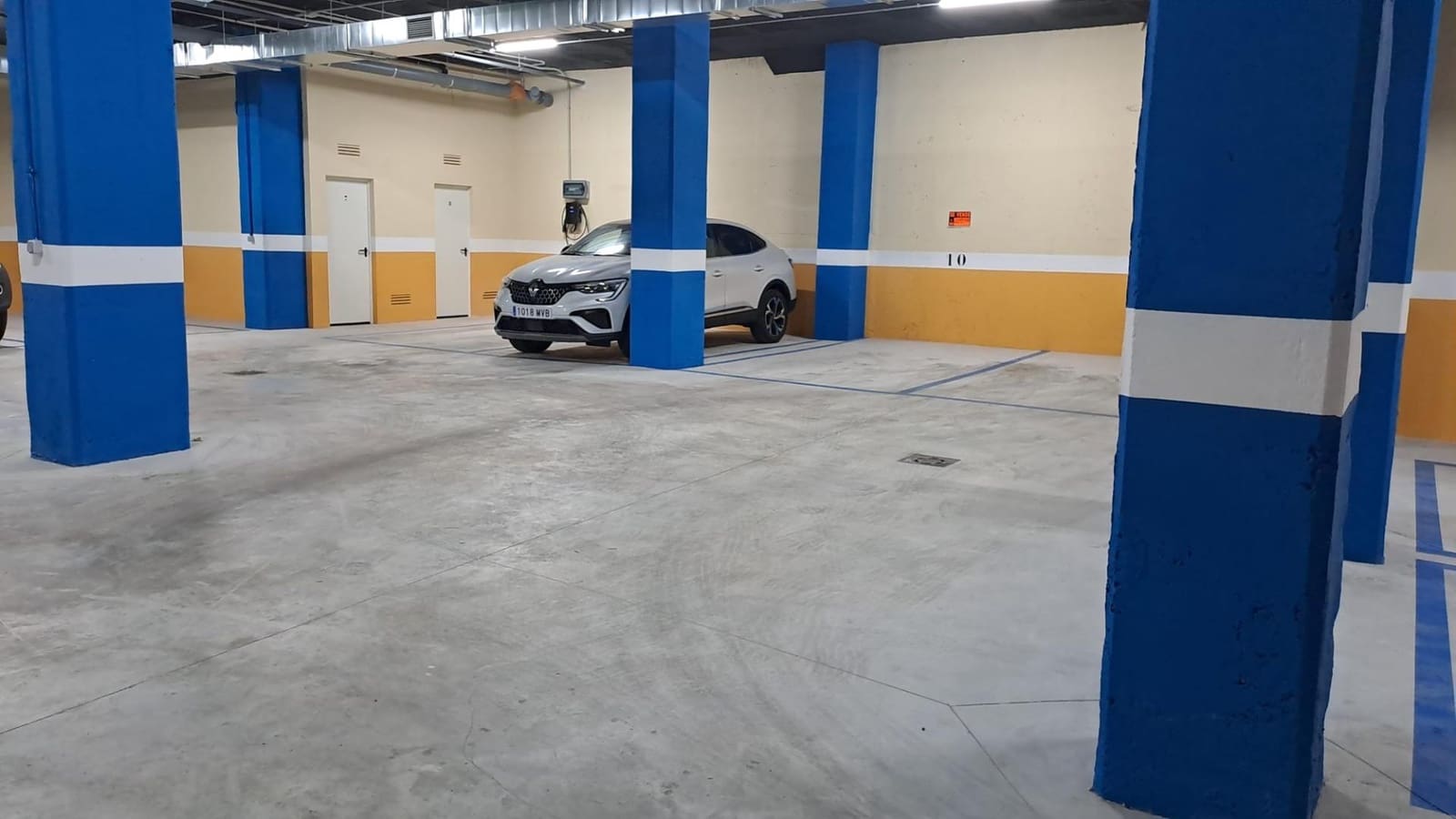 Garage for sale in Torrevieja - € 25,000 (Ref: 9920431)