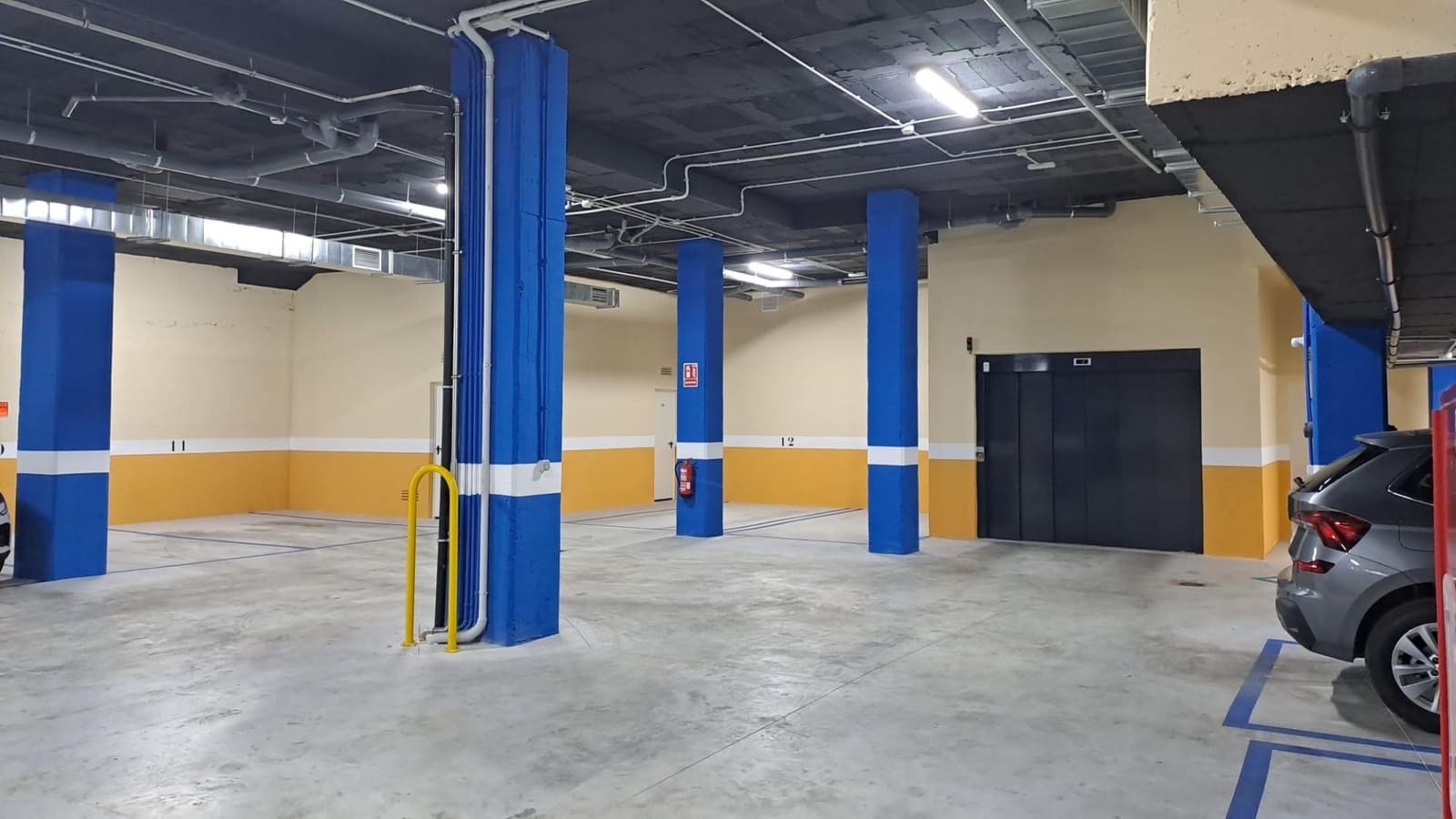 Garage for sale in Torrevieja - € 25,000 (Ref: 9920431)