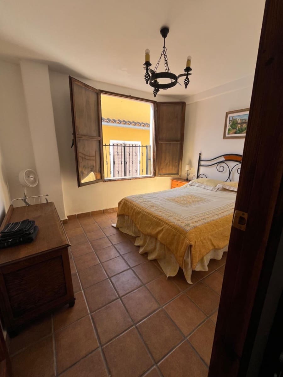 2 bedroom Townhouse for sale in La Villajoyosa / Vila Joiosa - € 330,000 (Ref: 9920434)