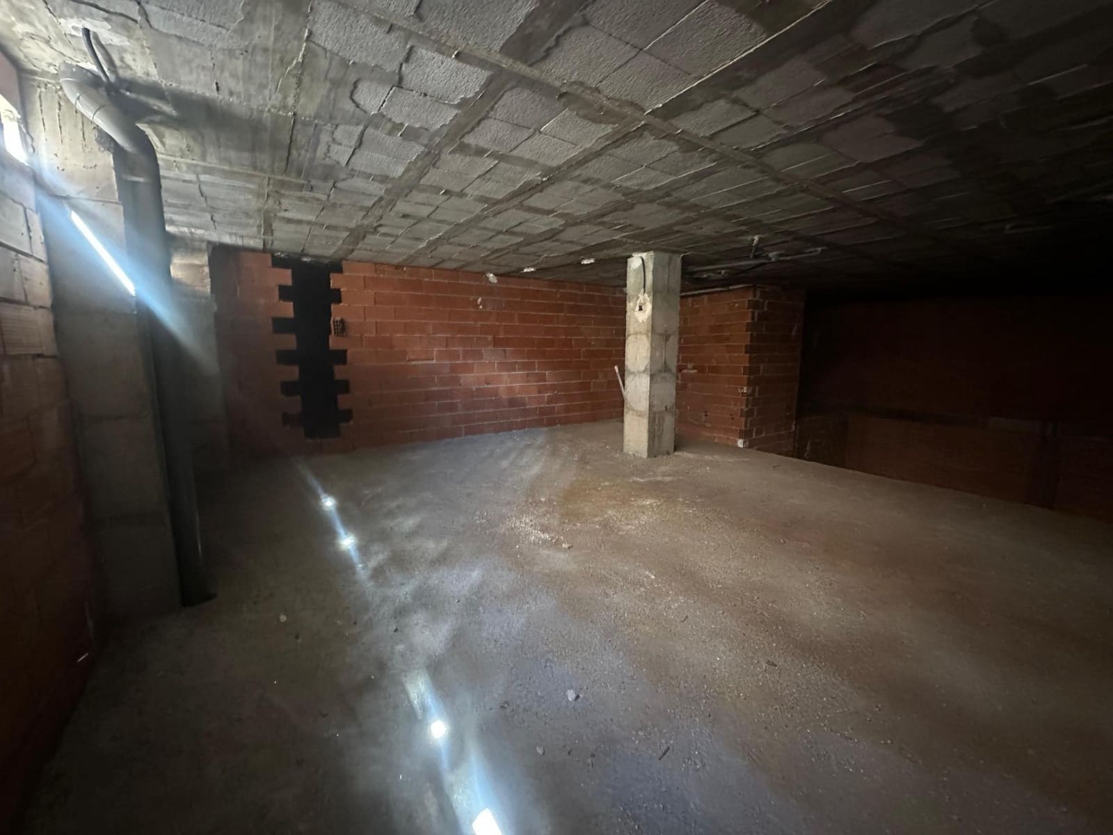 Kaupallinen myytävänä paikassa Alicante kaupunki - 165 000 € (Ref: 9934207)