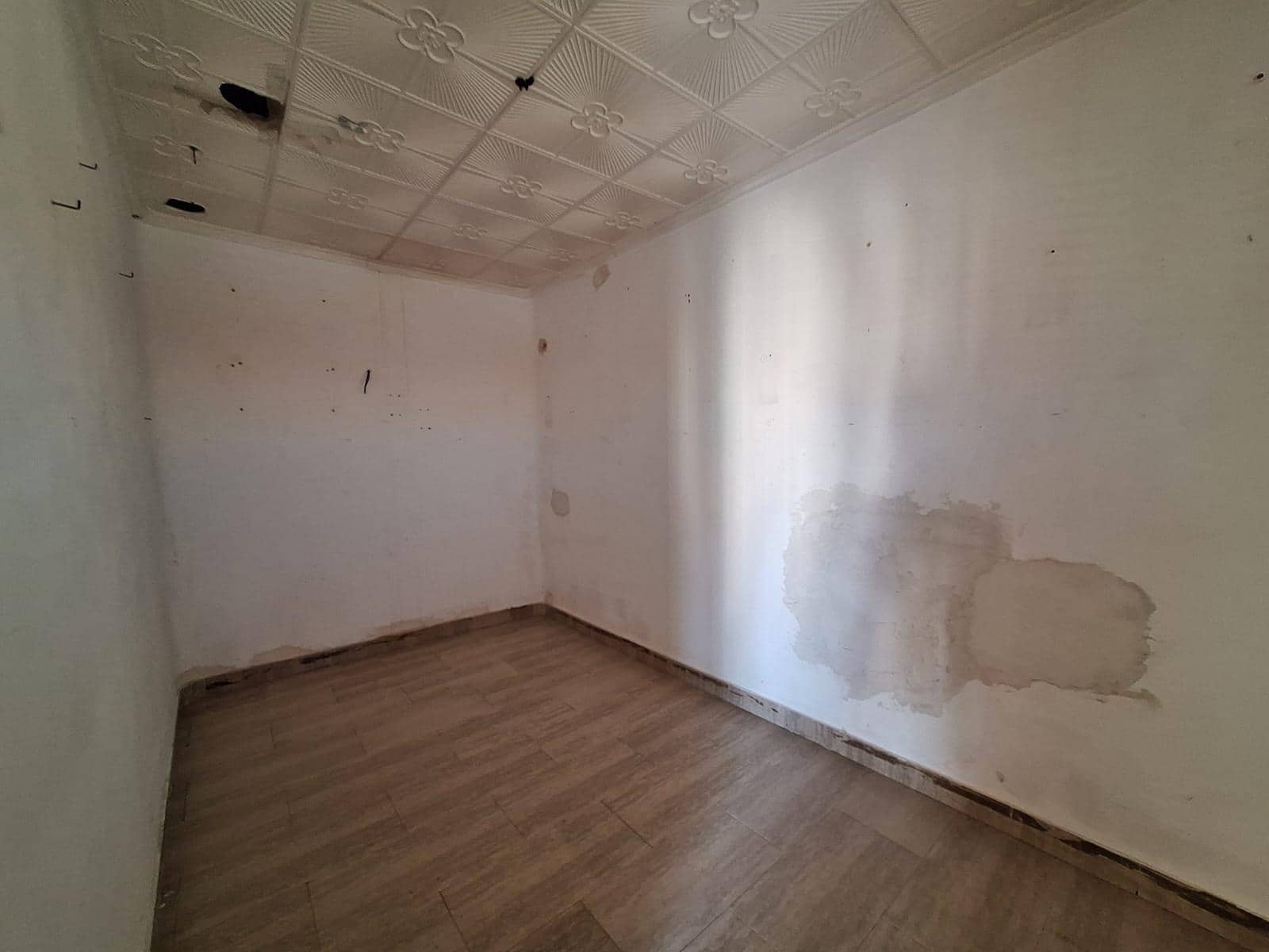 3 slaapkamer Flat te koop in Alicante stad - € 116.000 (Ref: 9934209)