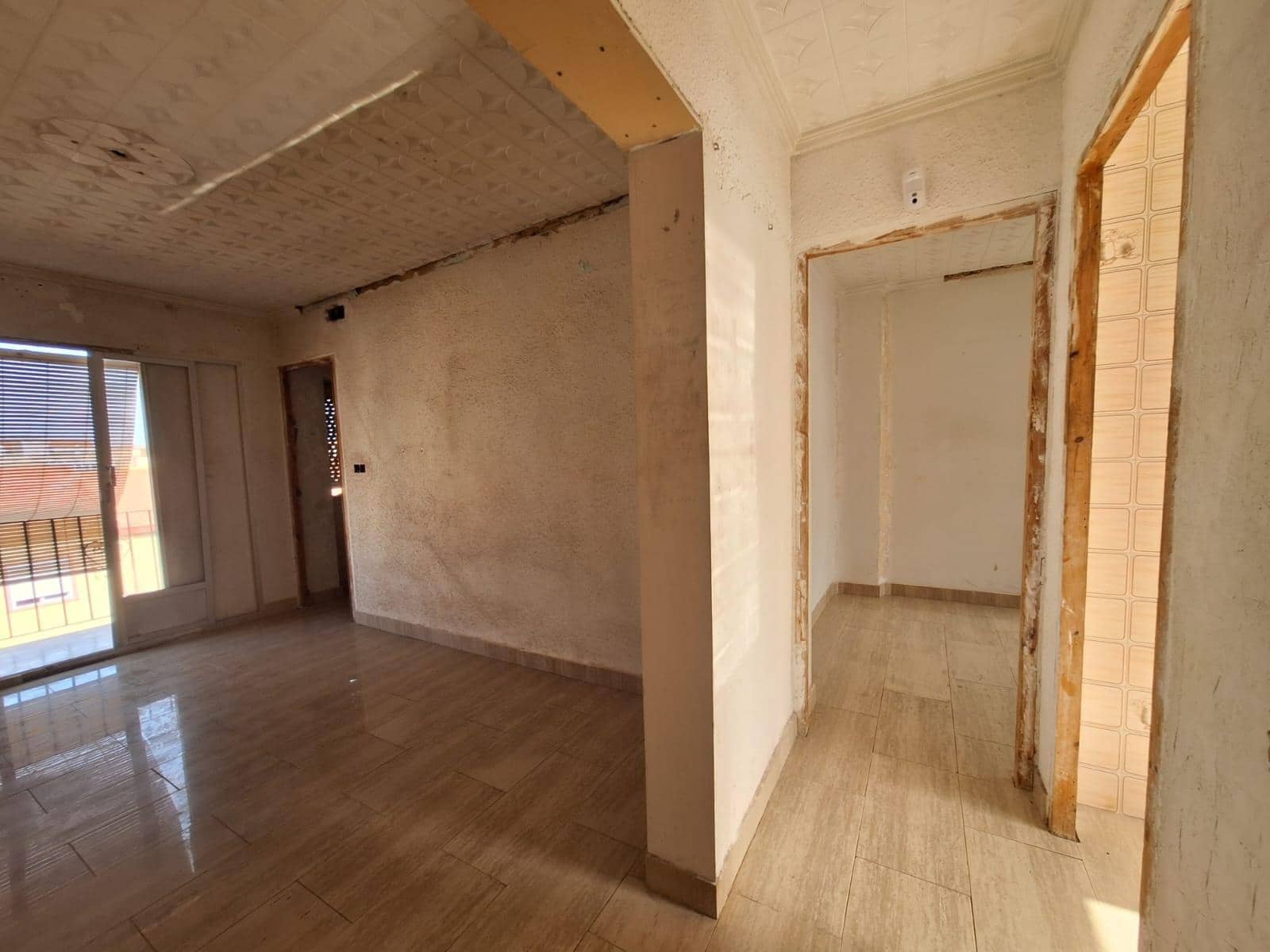 3 slaapkamer Flat te koop in Alicante stad - € 116.000 (Ref: 9934209)