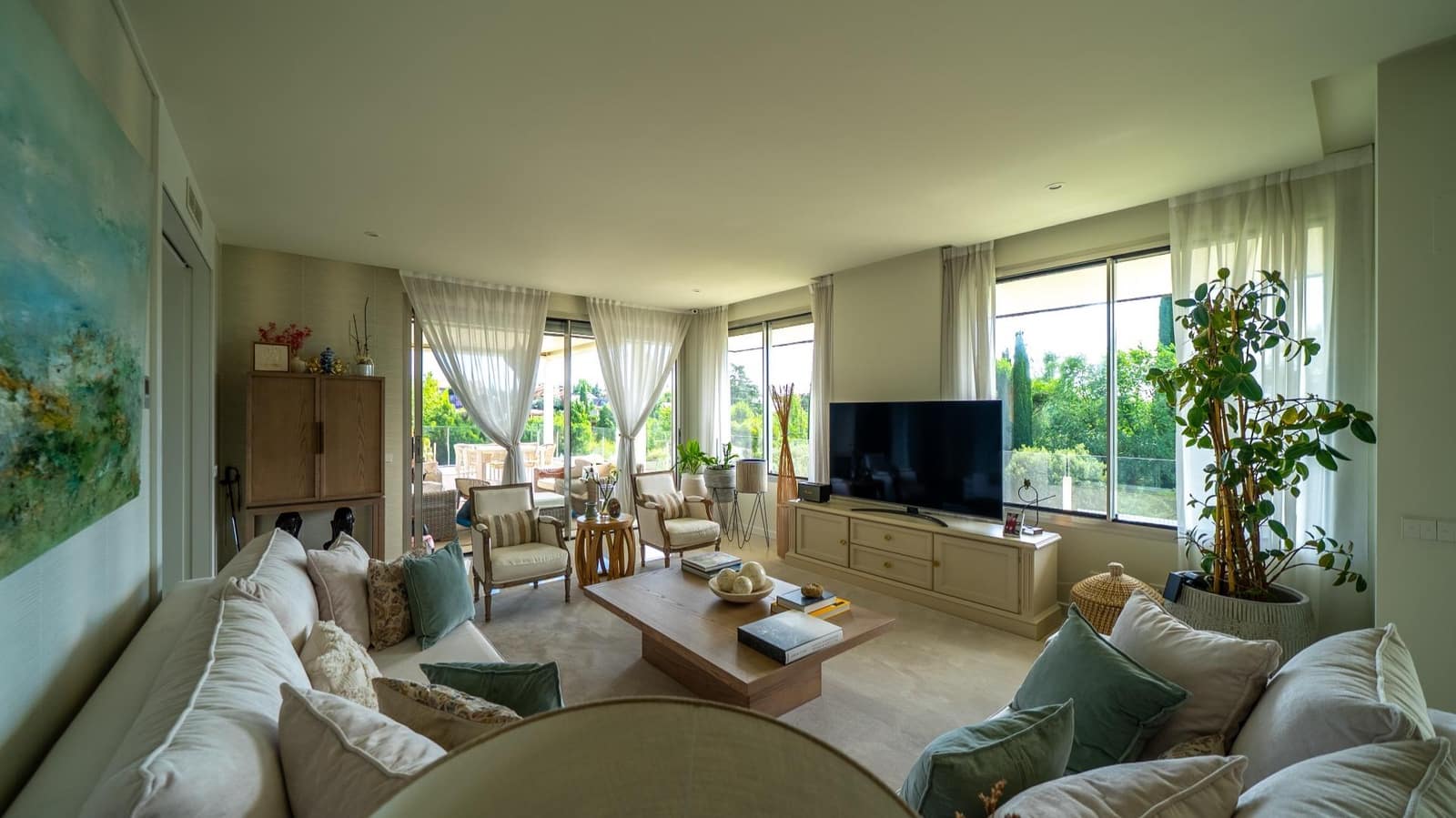 4 bedroom Apartment for sale in Pozuelo de Alarcon - € 1,890,000 (Ref: 9936406)