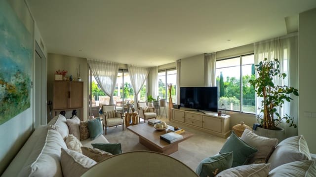 4 bedroom Apartment for sale in Pozuelo de Alarcón - € 1,890,000 (Ref: 9936406)