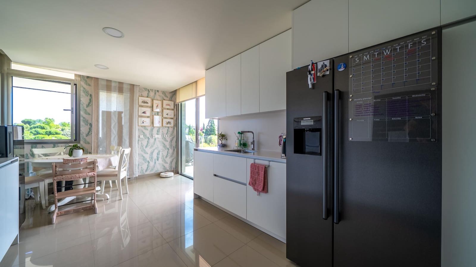 4 bedroom Apartment for sale in Pozuelo de Alarcon - € 1,890,000 (Ref: 9936406)