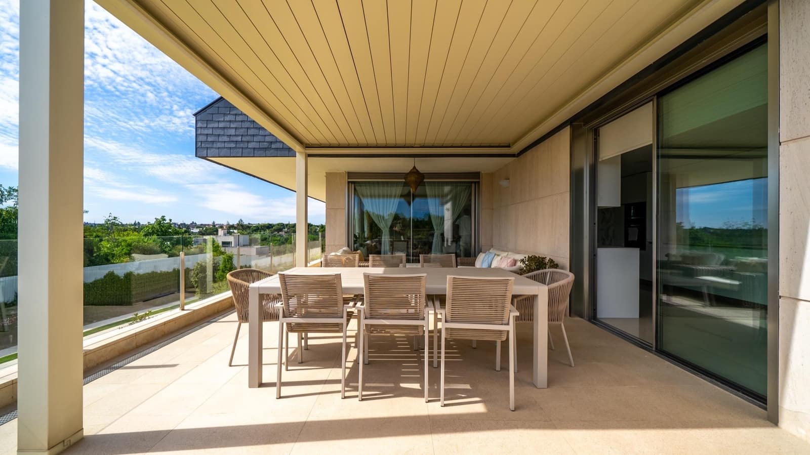 4 bedroom Apartment for sale in Pozuelo de Alarcon - € 1,890,000 (Ref: 9936406)