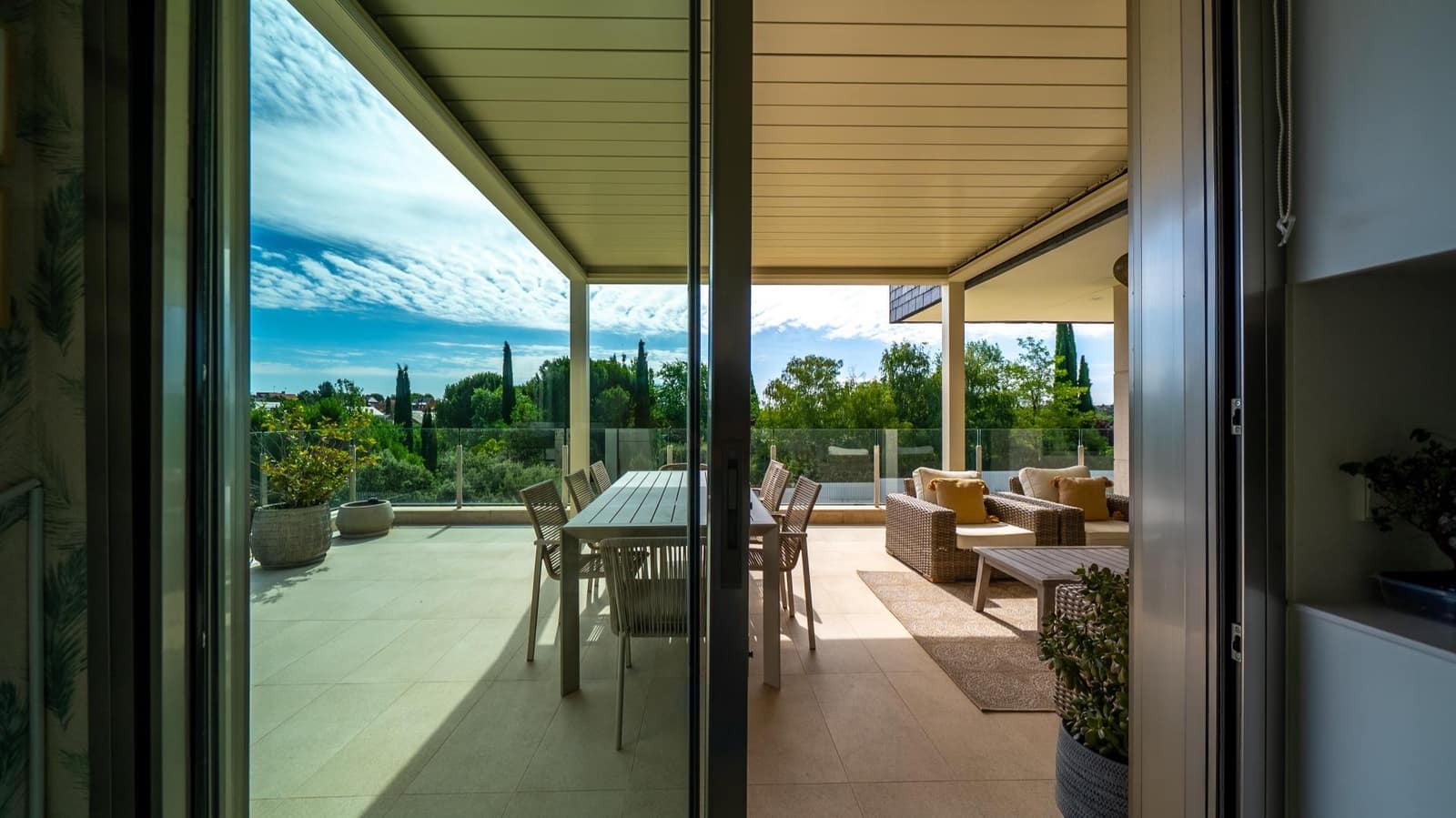 4 bedroom Apartment for sale in Pozuelo de Alarcon - € 1,890,000 (Ref: 9936406)