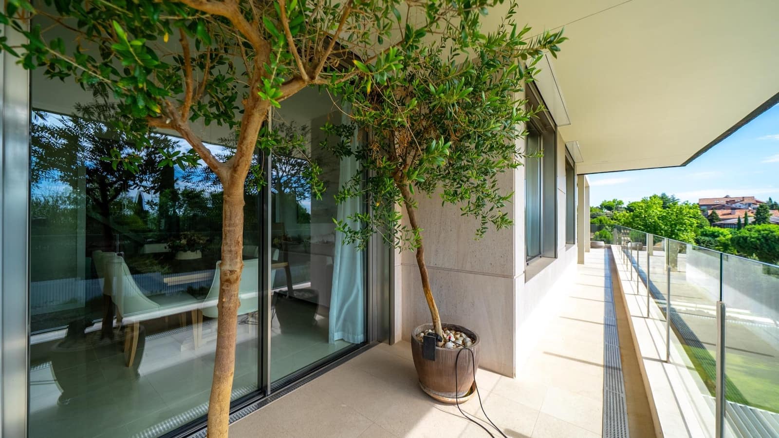 4 bedroom Apartment for sale in Pozuelo de Alarcon - € 1,890,000 (Ref: 9936406)