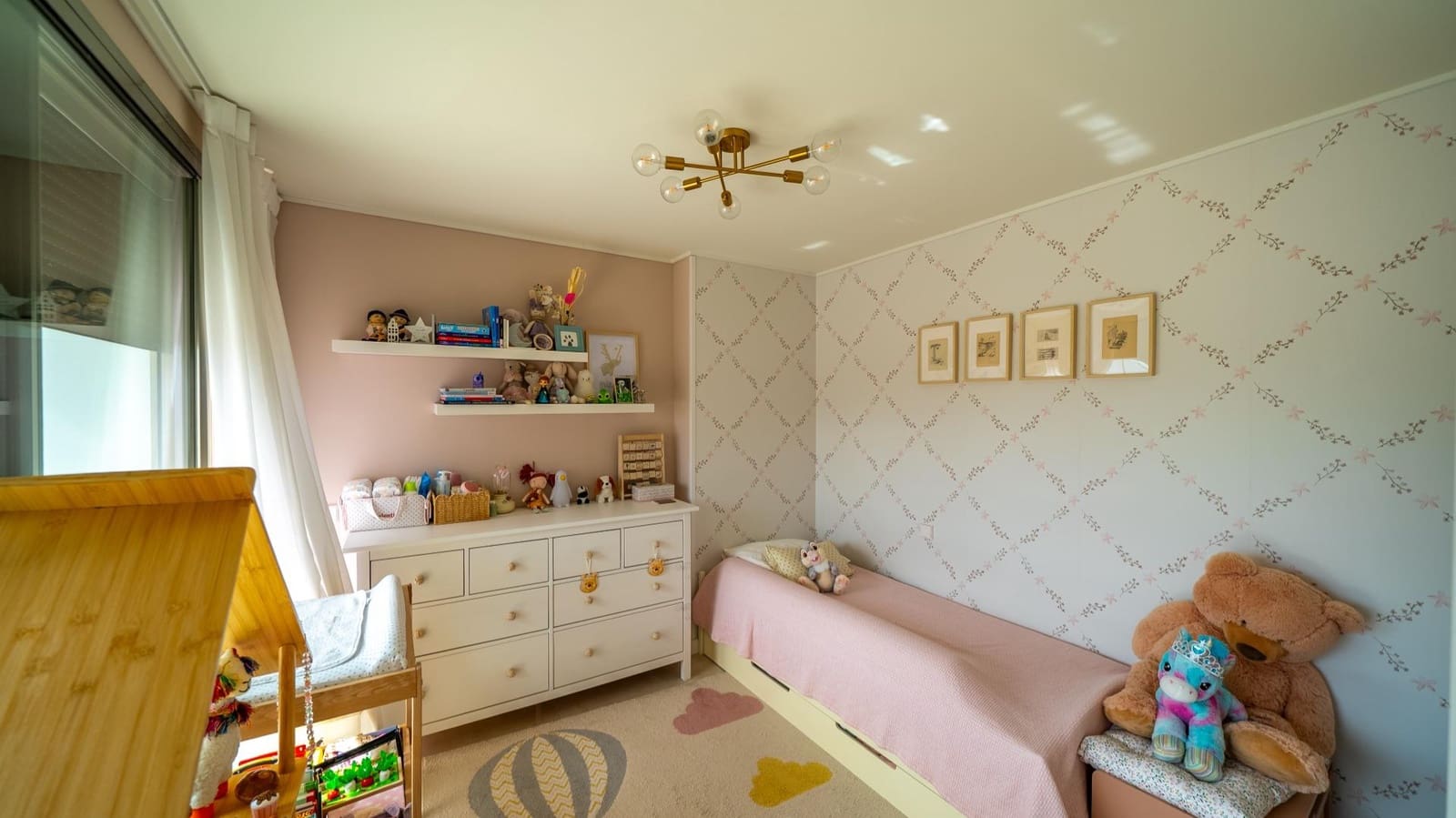 4 bedroom Apartment for sale in Pozuelo de Alarcon - € 1,890,000 (Ref: 9936406)