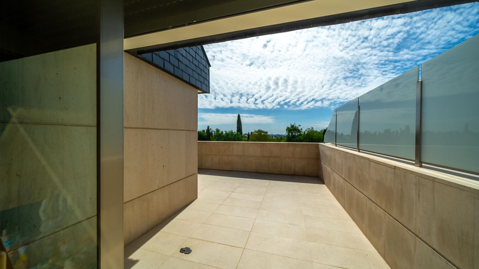 4 bedroom Apartment for sale in Pozuelo de Alarcon - € 1,890,000 (Ref: 9936406)
