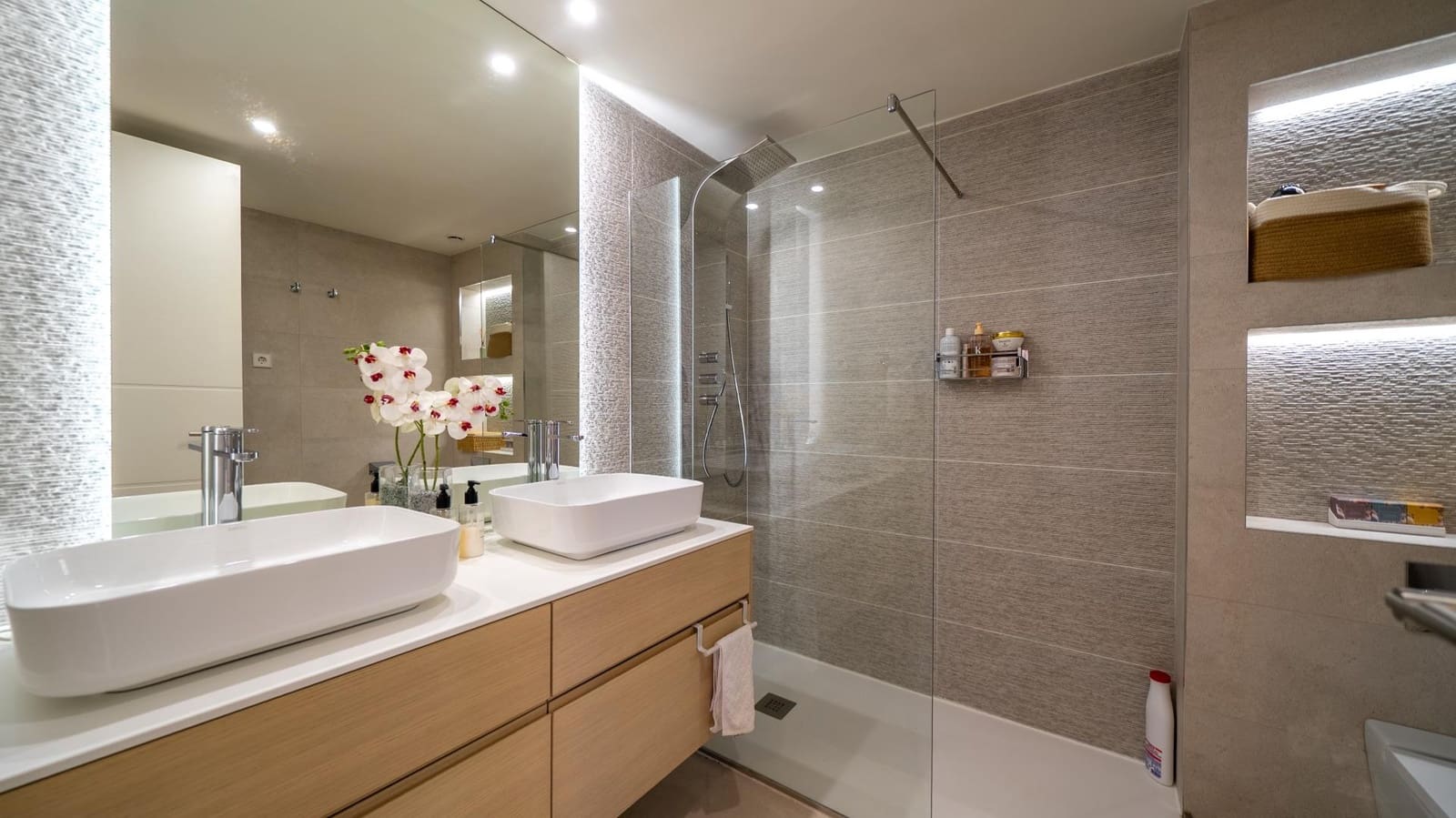4 bedroom Apartment for sale in Pozuelo de Alarcon - € 1,890,000 (Ref: 9936406)