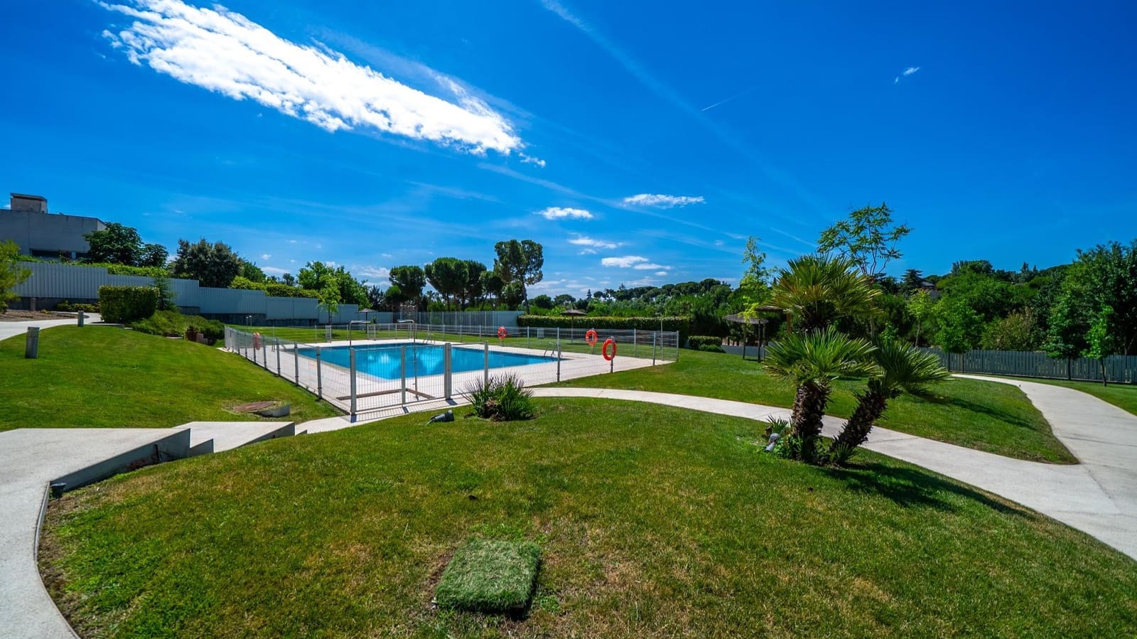 4 bedroom Apartment for sale in Pozuelo de Alarcon - € 1,890,000 (Ref: 9936406)