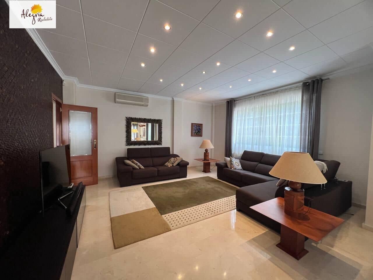5 bedroom Villa for sale in Cullera with pool garage - € 1,300,000 (Ref: 9938203)
