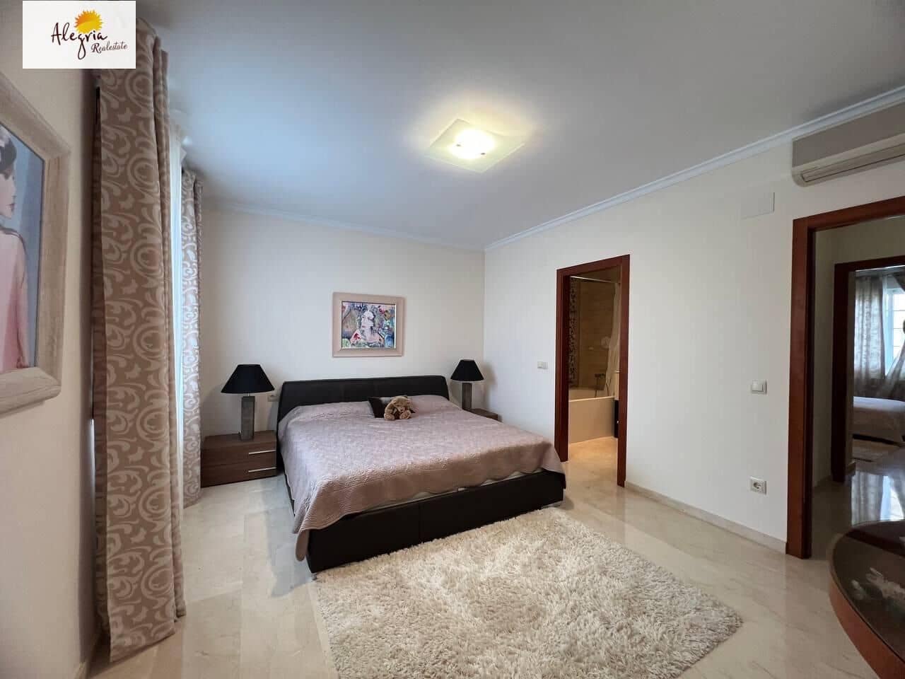 5 bedroom Villa for sale in Cullera with pool garage - € 1,300,000 (Ref: 9938203)