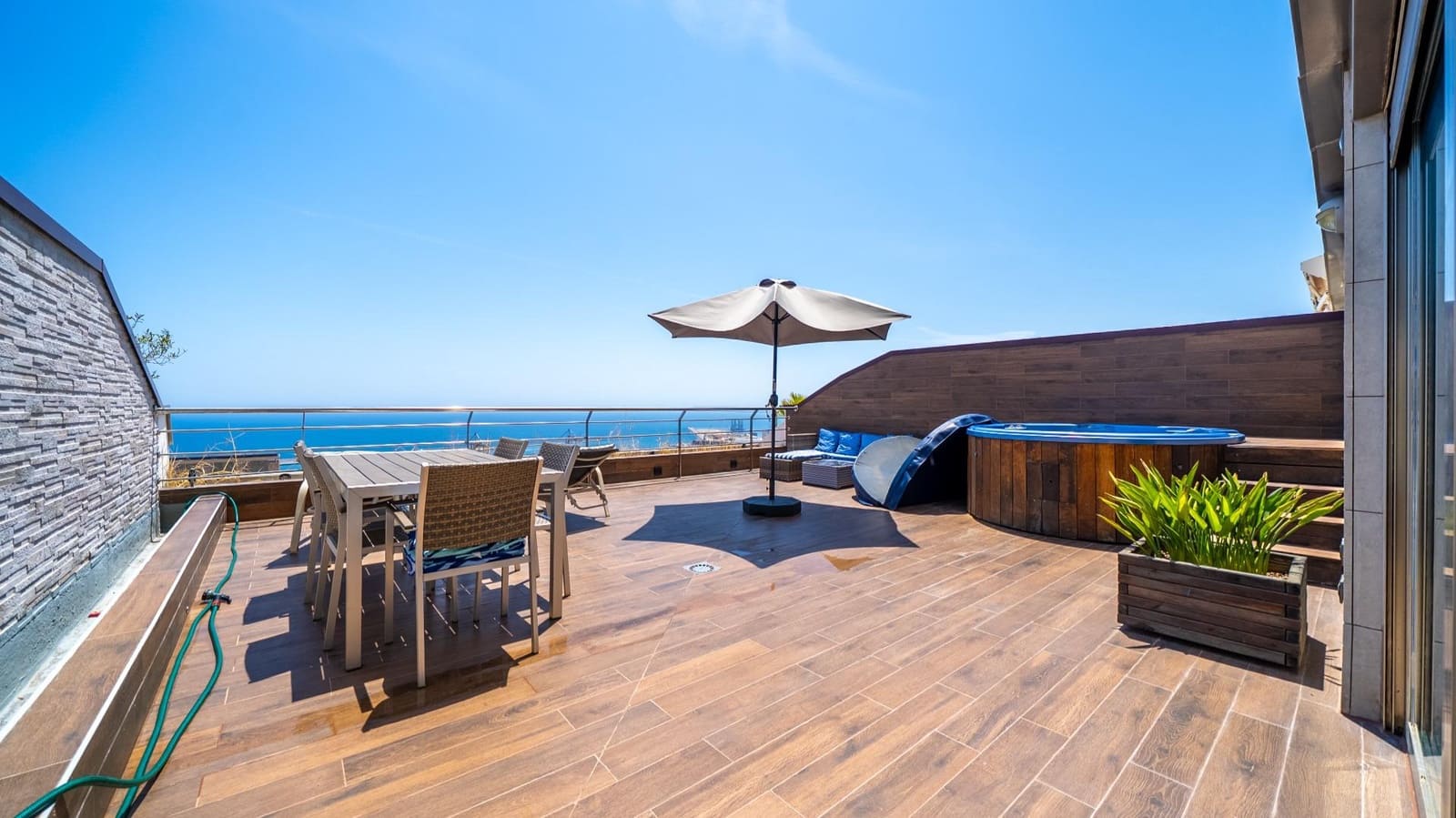 2 chambre Penthouse à vendre à Alicante ville - 850 000 € (Ref: 9938204)