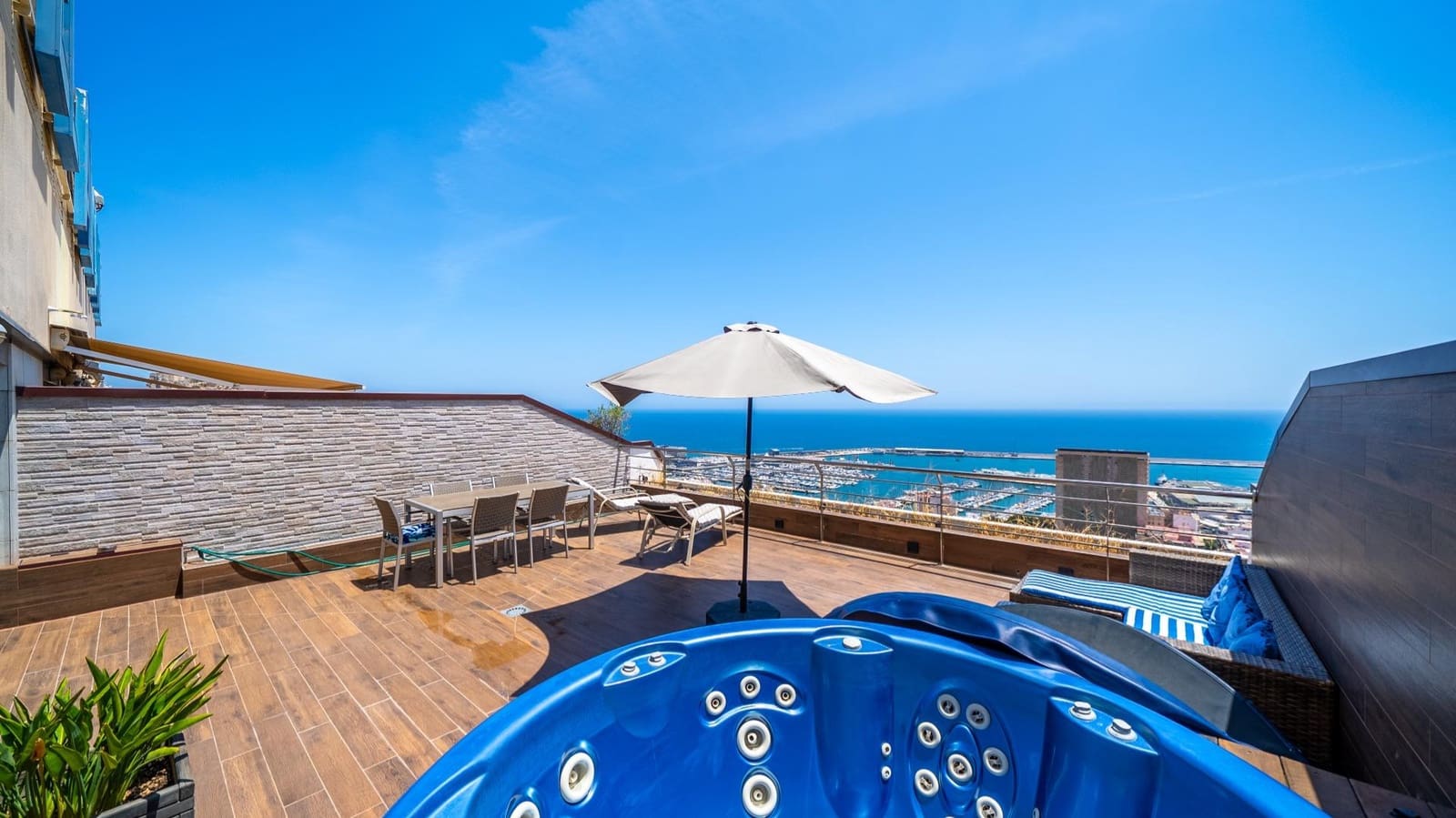2 chambre Penthouse à vendre à Alicante ville - 850 000 € (Ref: 9938204)