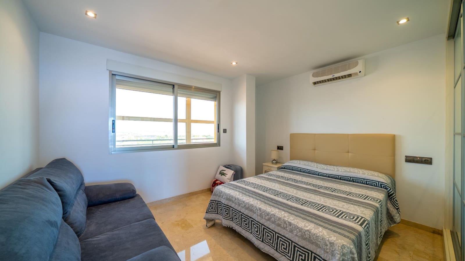 2 chambre Penthouse à vendre à Alicante ville - 850 000 € (Ref: 9938204)