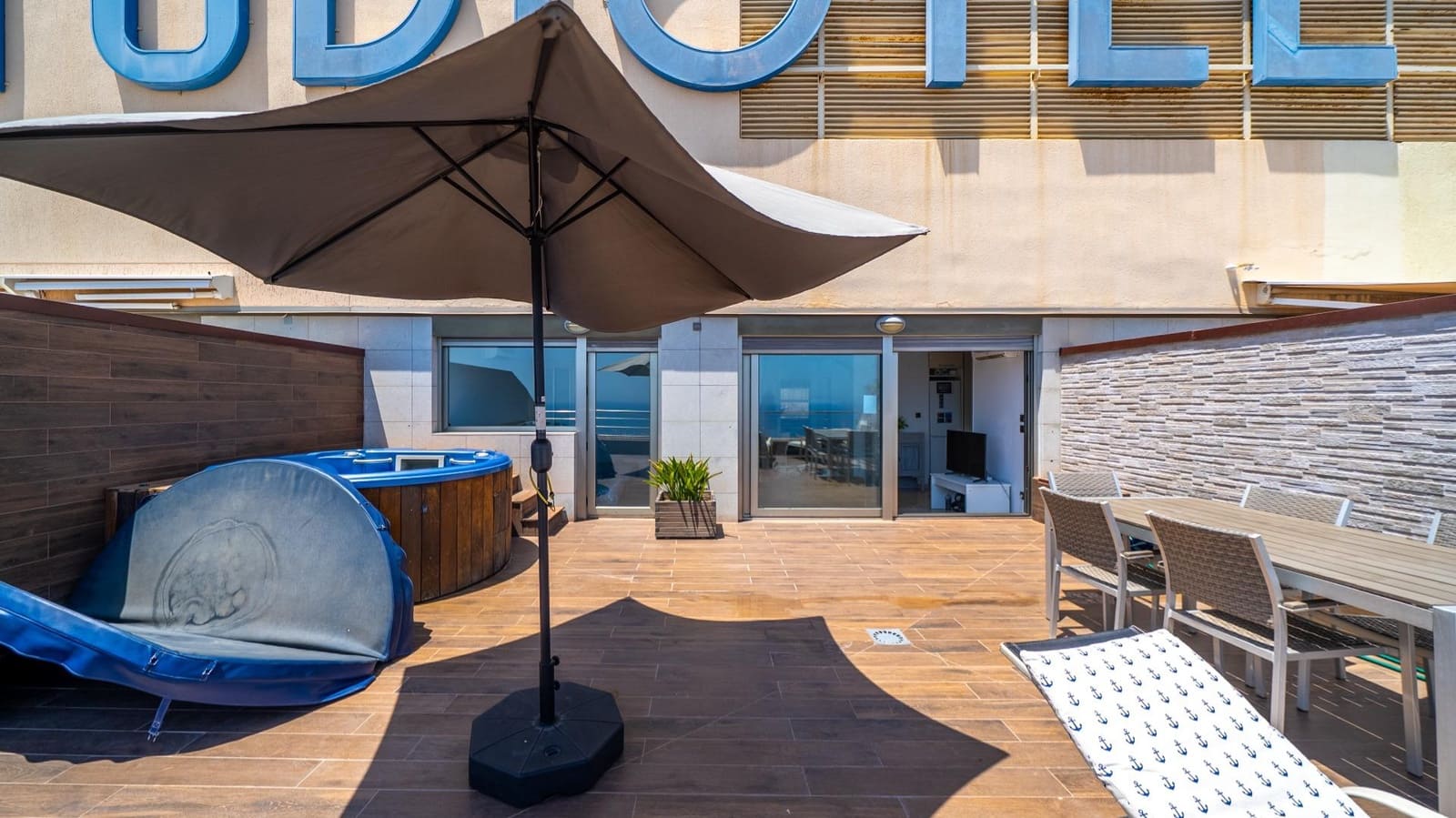 2 chambre Penthouse à vendre à Alicante ville - 850 000 € (Ref: 9938204)