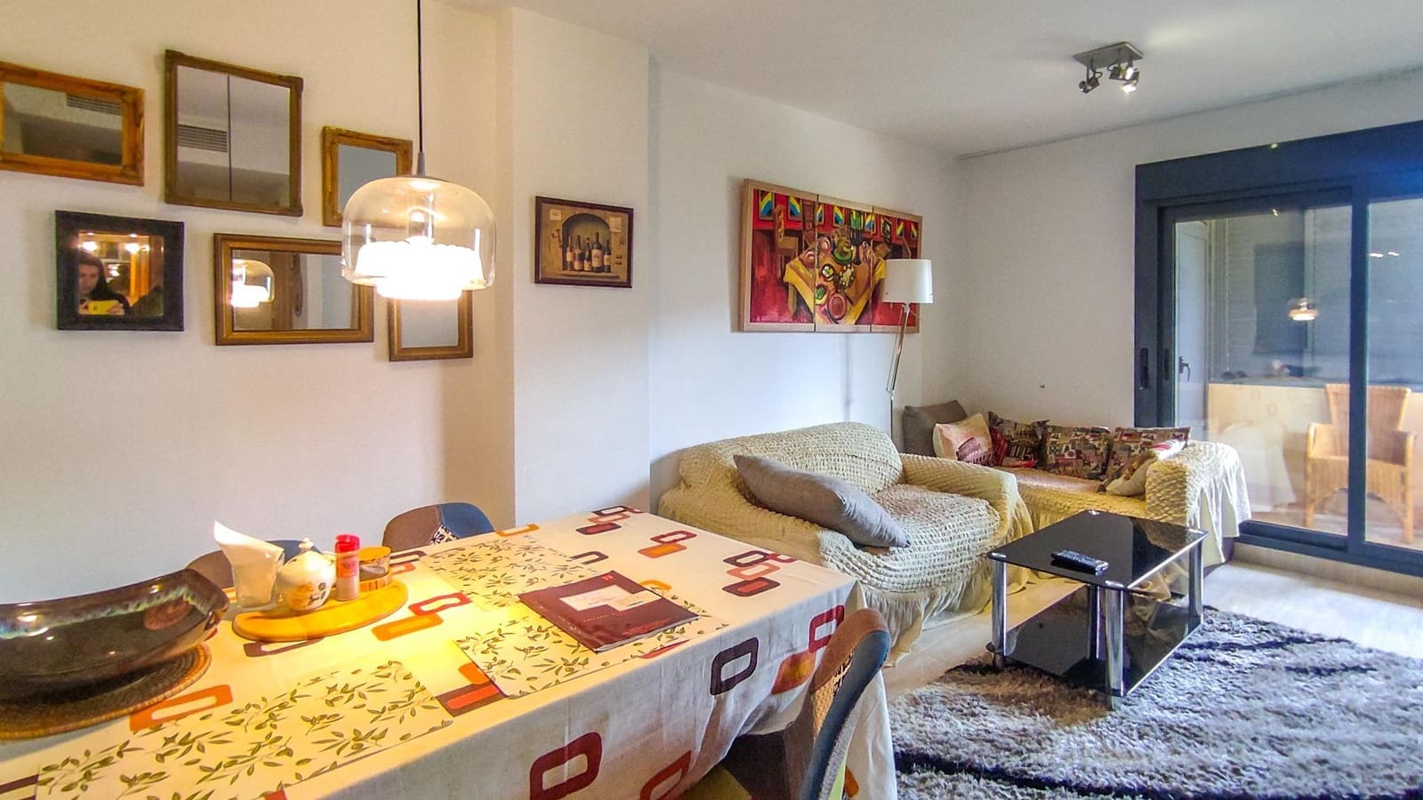 2 makuuhuone Huoneisto myytävänä paikassa La Villajoyosa / Vila Joiosa mukana uima-altaan 
autotalli - 275 000 € (Ref: 9938205)
