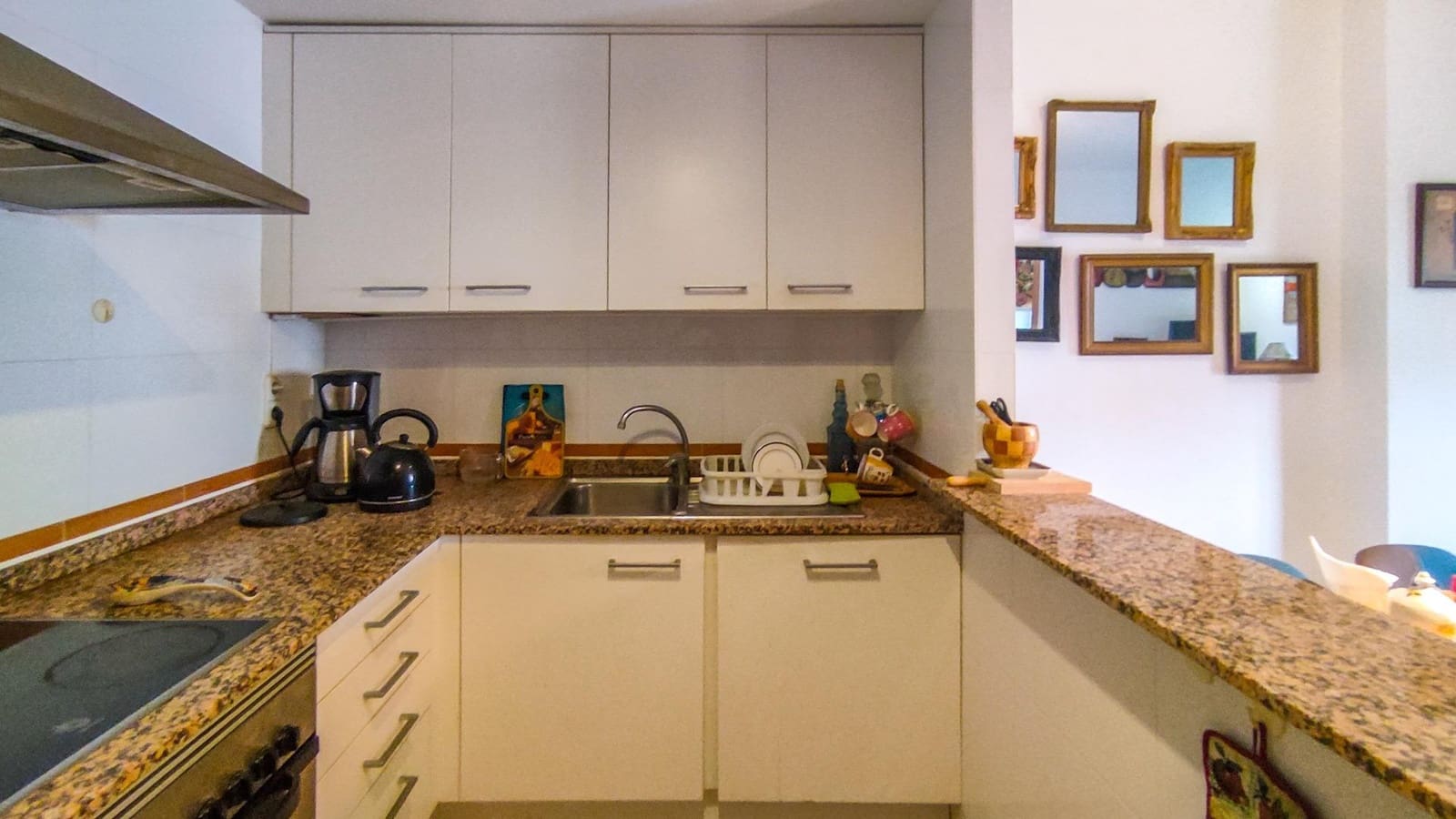 2 makuuhuone Huoneisto myytävänä paikassa La Villajoyosa / Vila Joiosa mukana uima-altaan 
autotalli - 275 000 € (Ref: 9938205)
