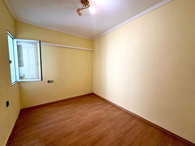 3 soverom Leilighet til salgs i Carolinas Bajas, Alicante by - € 168 000 (Ref: 9939978)