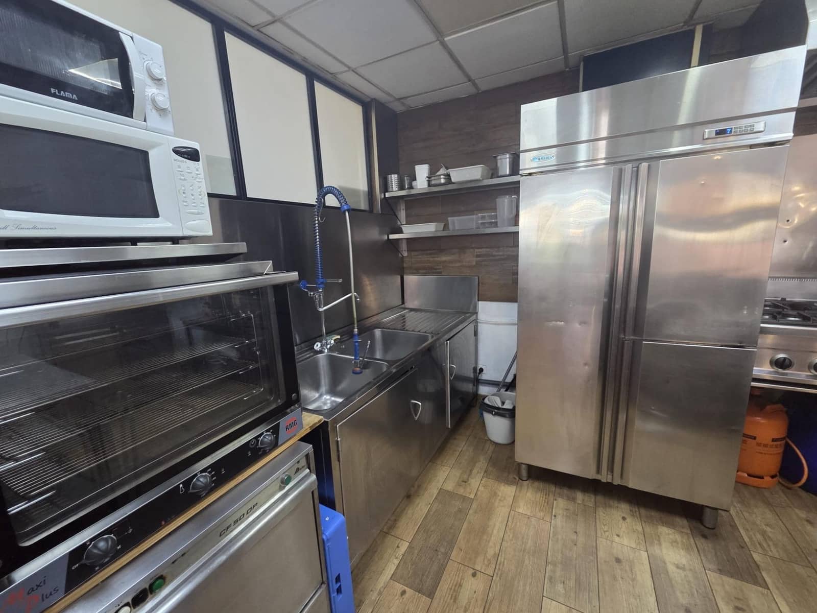2 sovrum Företag till salu i El Campello - 262 500 € (Ref: 9939979)