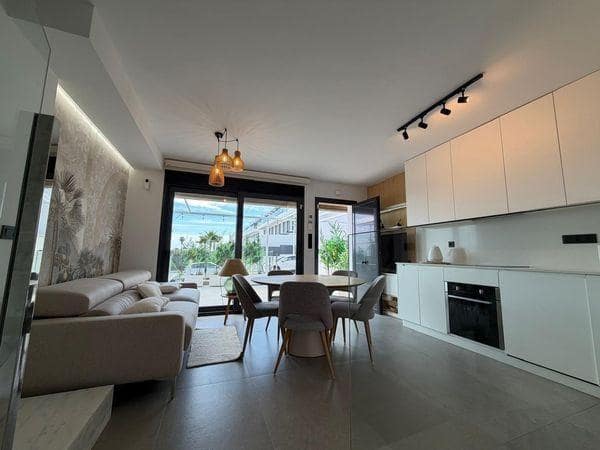3 Zimmer Villa zu verkaufen in Guardamar del Segura mit Pool - 399.900 € (Ref: 9945717)