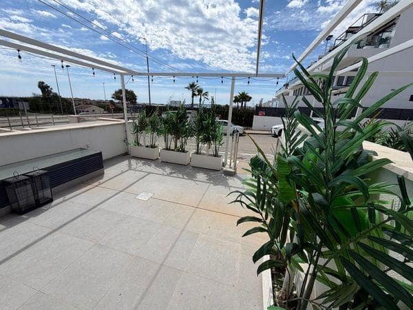 3 Zimmer Villa zu verkaufen in Guardamar del Segura mit Pool - 399.900 € (Ref: 9945717)