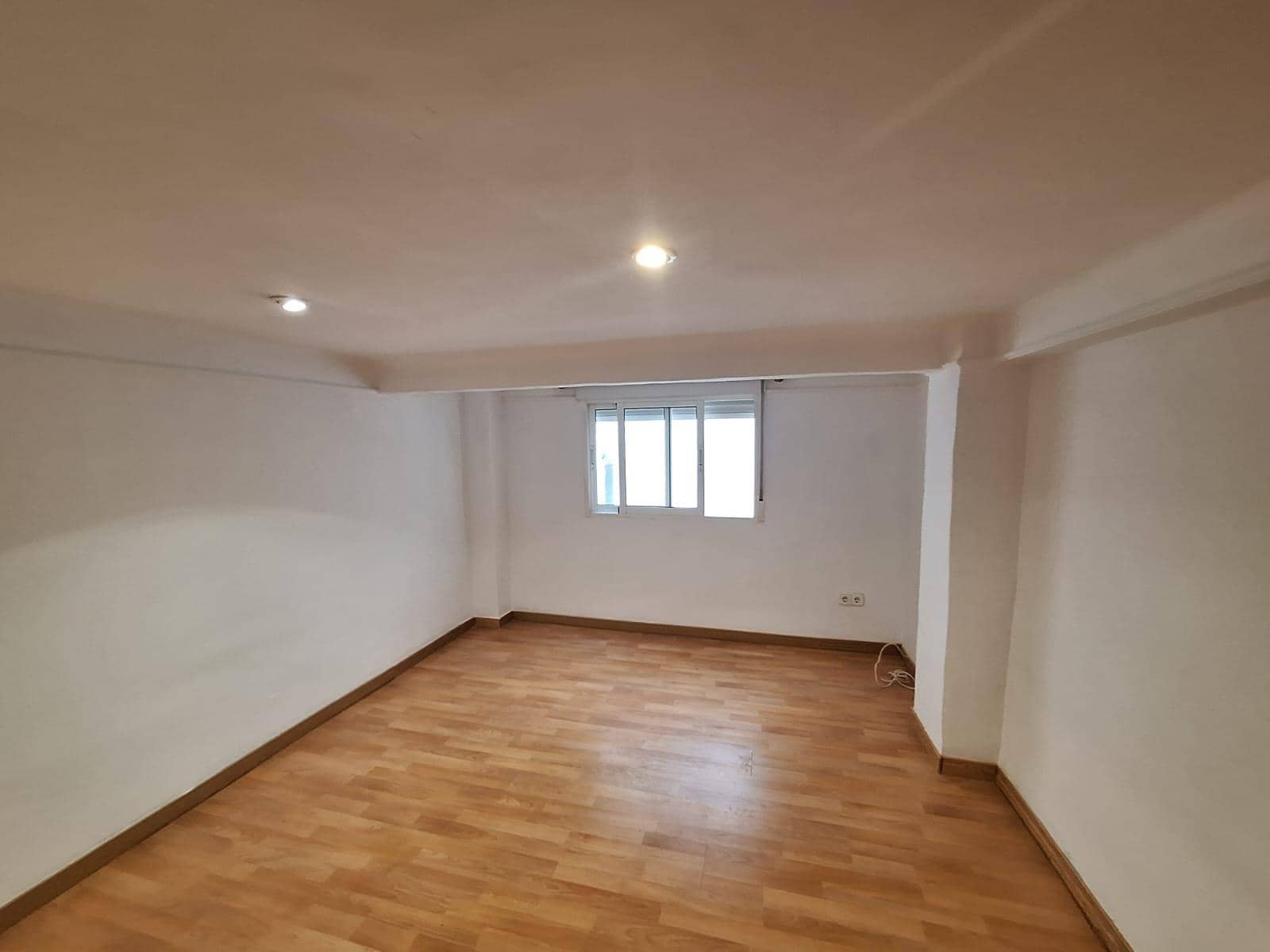 Apartamento de 3 habitaciones en Alicante / Alacant ciudad en venta - 219.000 € (Ref: 9945718)
