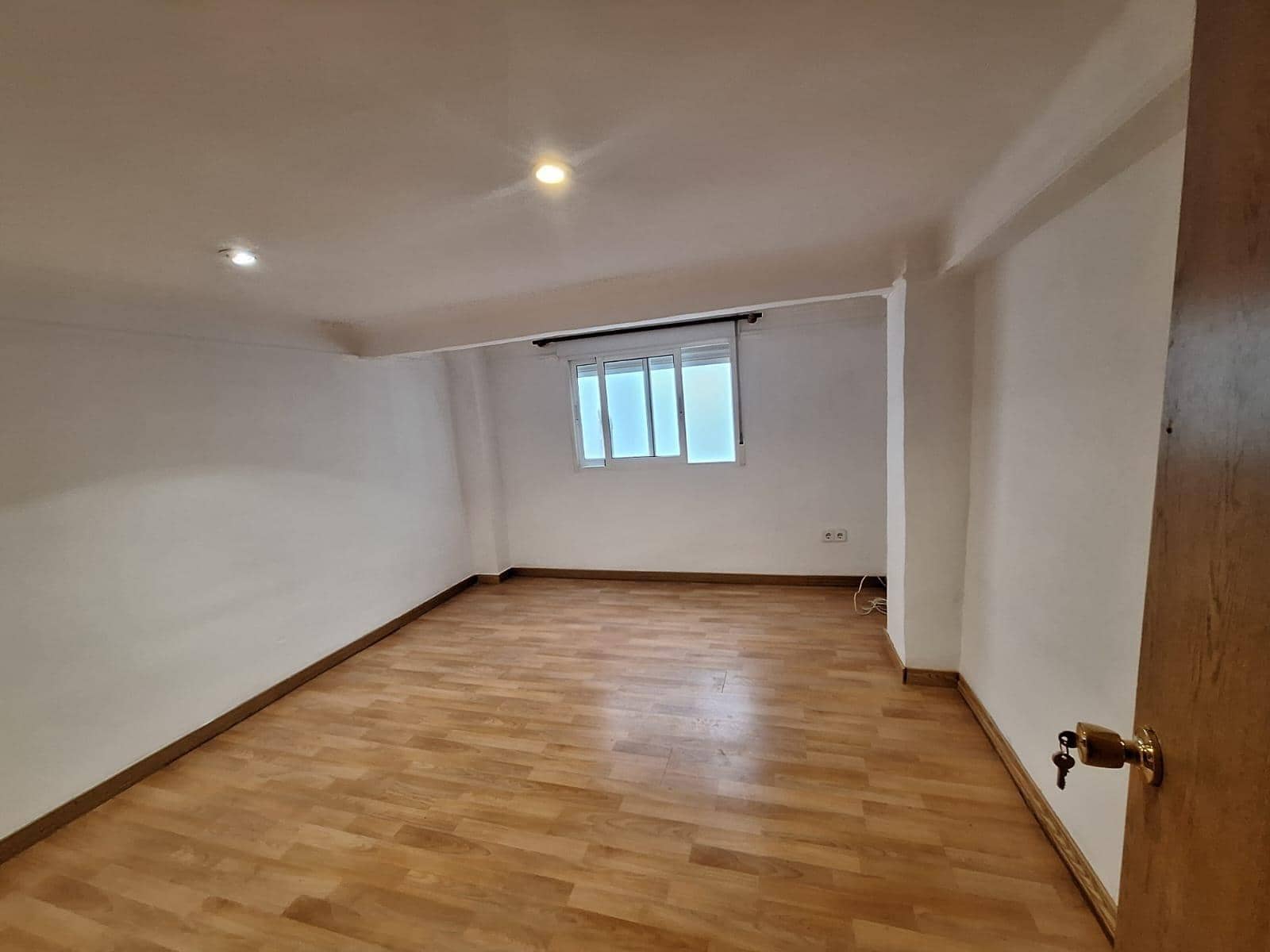 Apartamento de 3 habitaciones en Alicante / Alacant ciudad en venta - 219.000 € (Ref: 9945718)