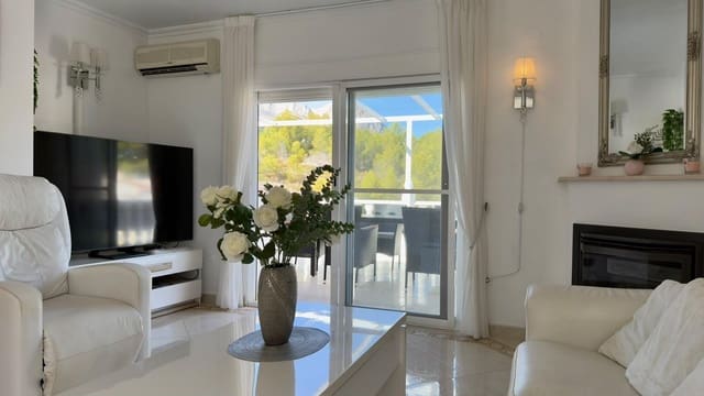 4 chambre Villa/Maison à vendre à La Nucia avec piscine garage - 525 000 € (Ref: 9945719)