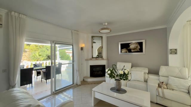 4 chambre Villa/Maison à vendre à La Nucia avec piscine garage - 525 000 € (Ref: 9945719)