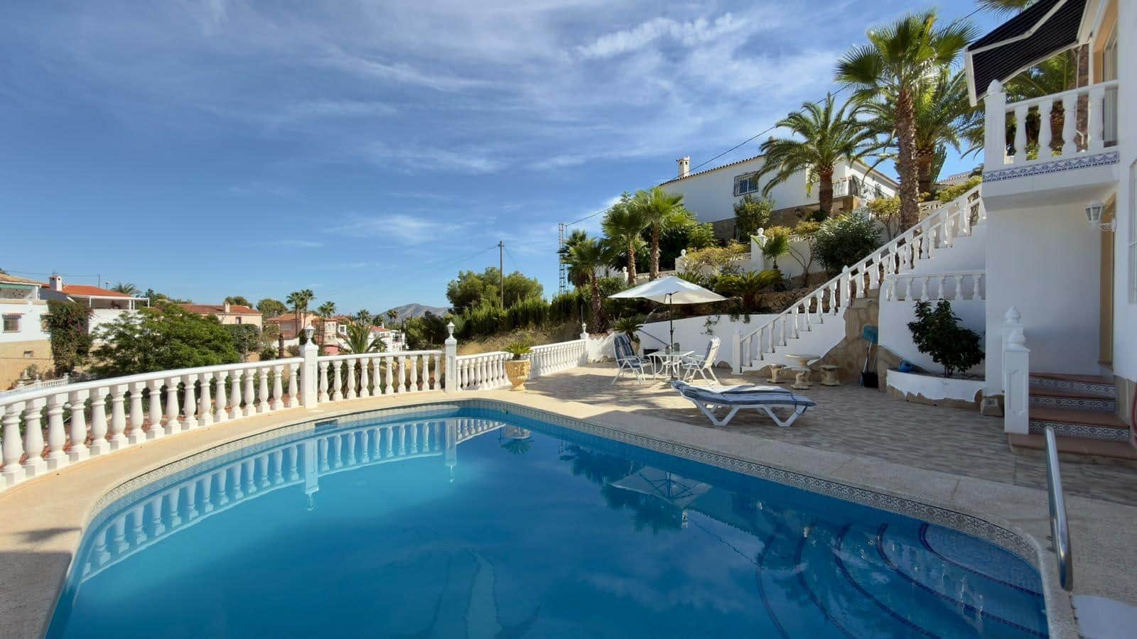 4 bedroom Villa for sale in La Nucia with pool garage - € 525,000 (Ref: 9945719)