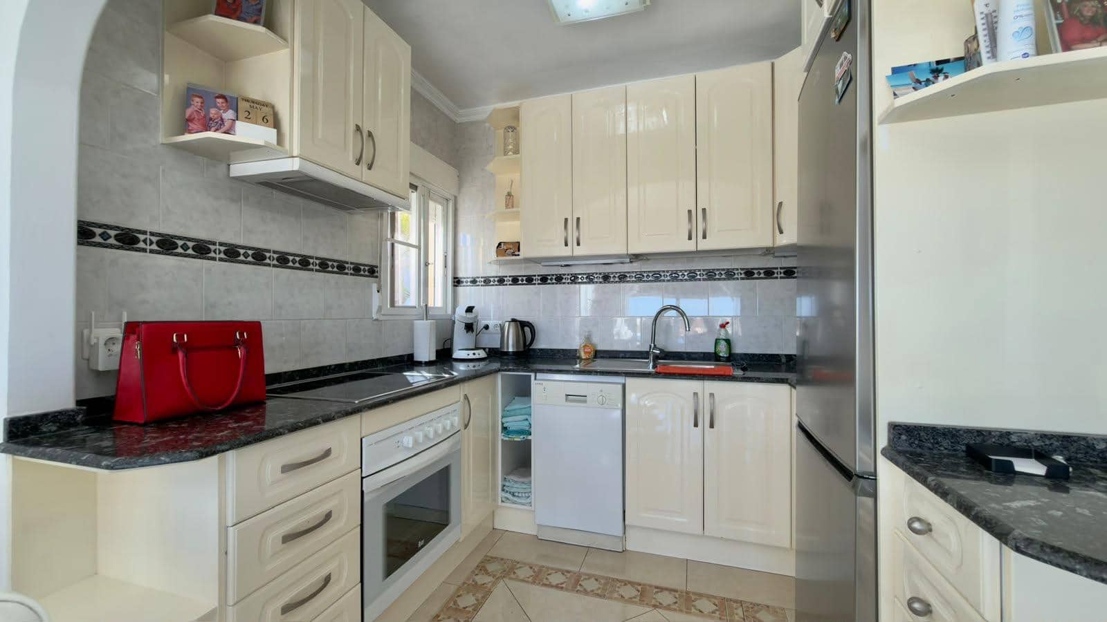 4 bedroom Villa for sale in La Nucia with pool garage - € 525,000 (Ref: 9945719)